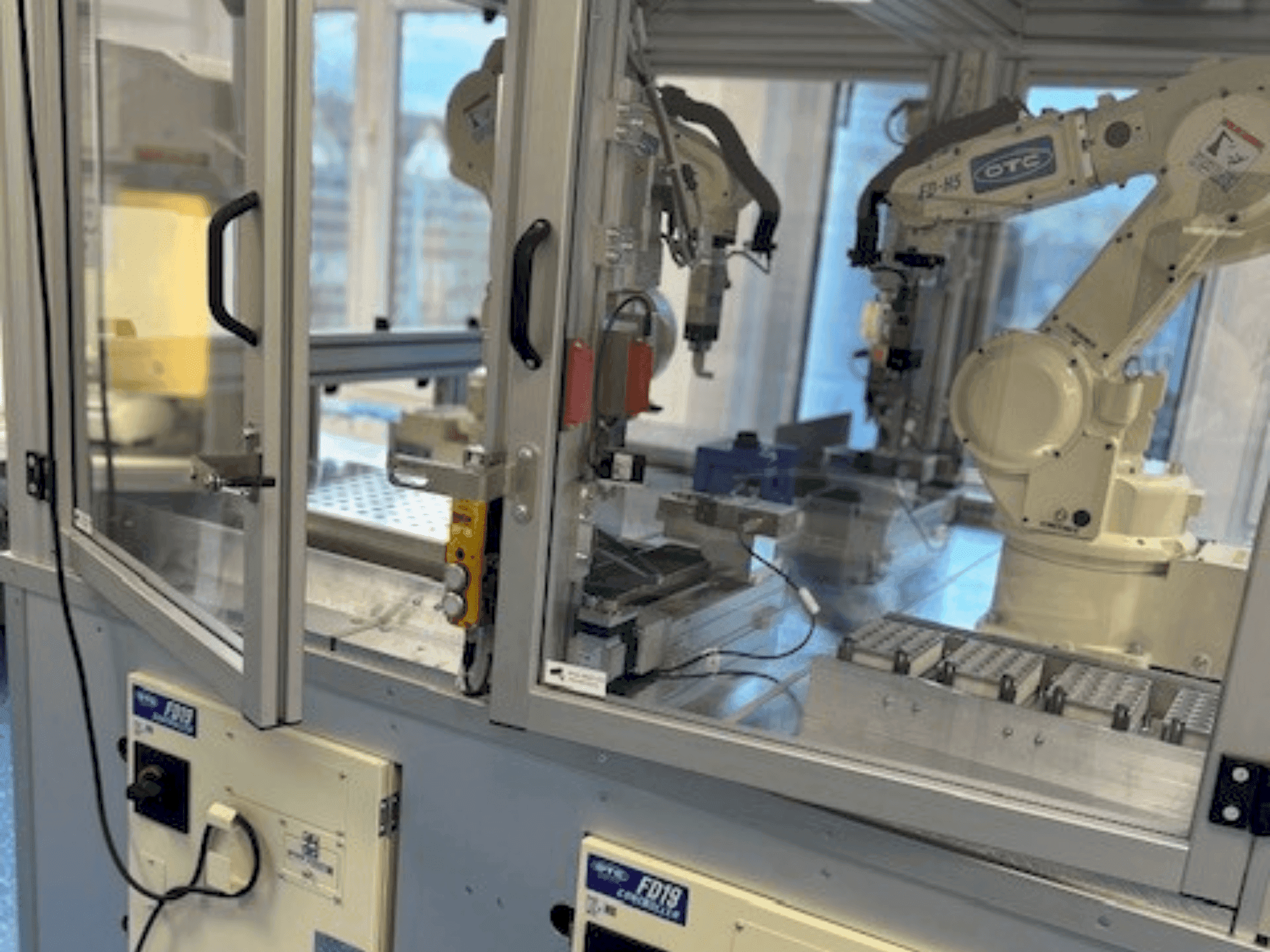 OTC Daihen NH52-NEFC Mašinos vaizdas iš priekio