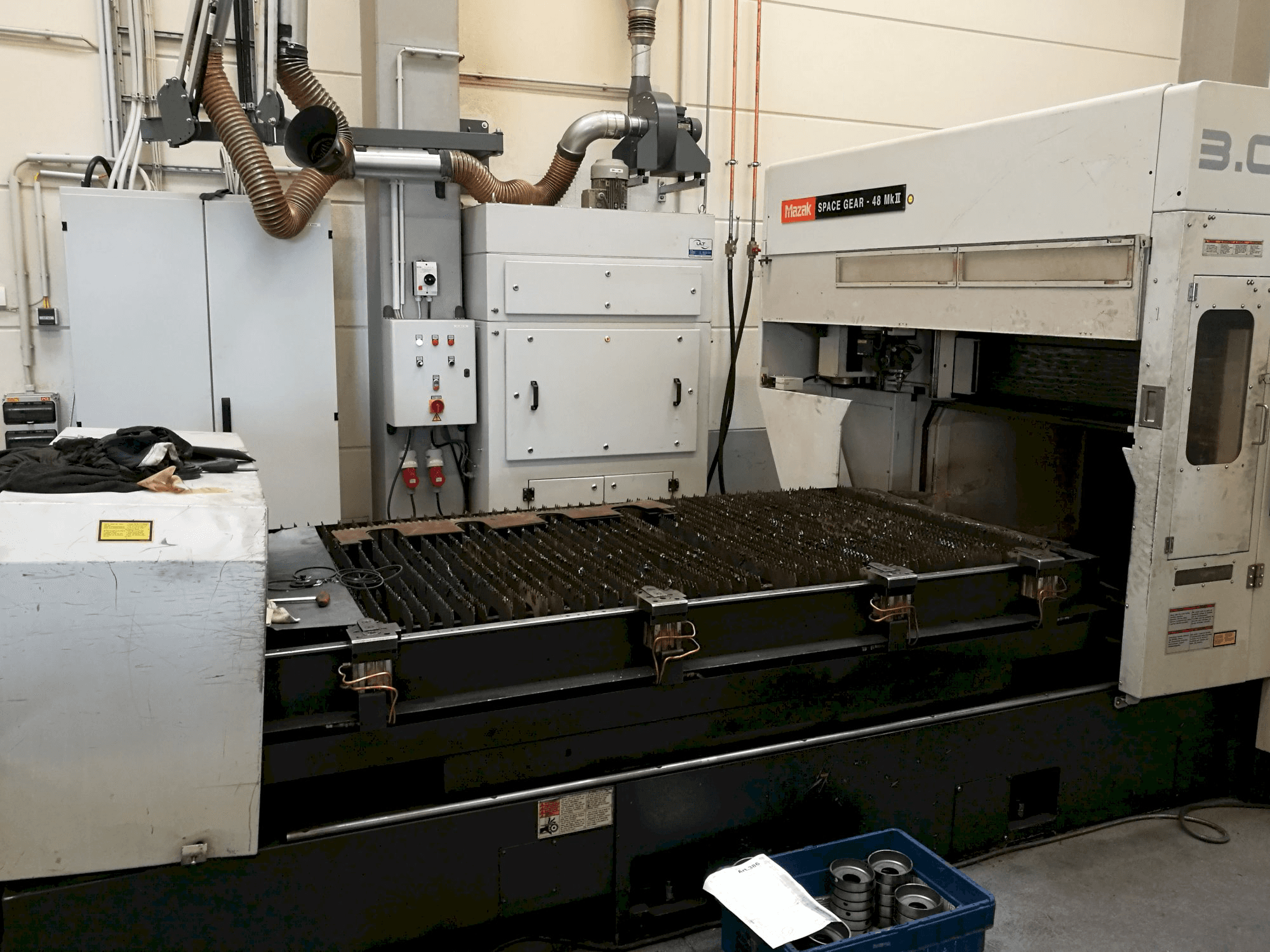 Mazak Space Gear-48 MK II Mašinos vaizdas iš priekio