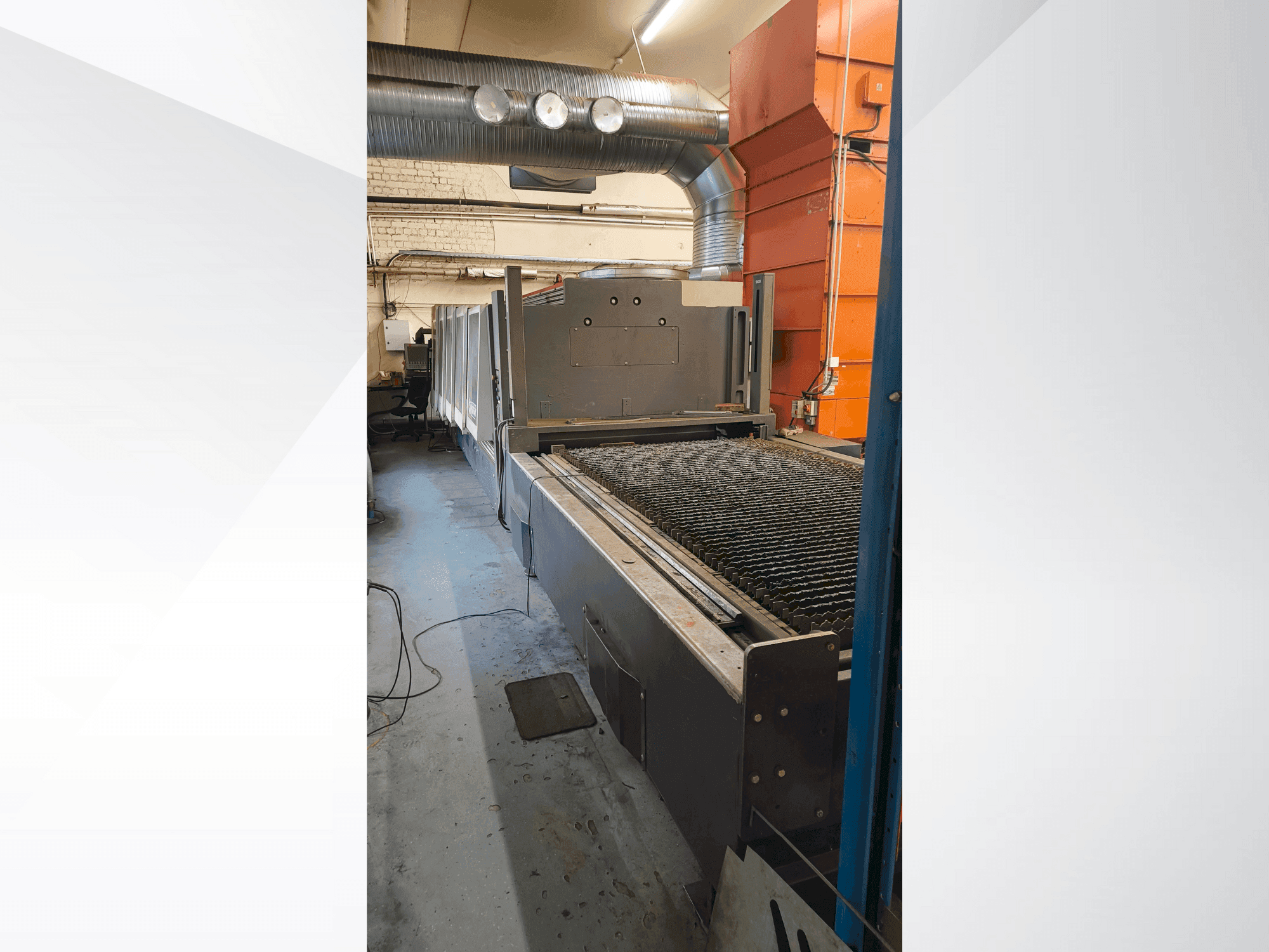 Bystronic BySpeed 3015 Mašinos vaizdas iš priekio