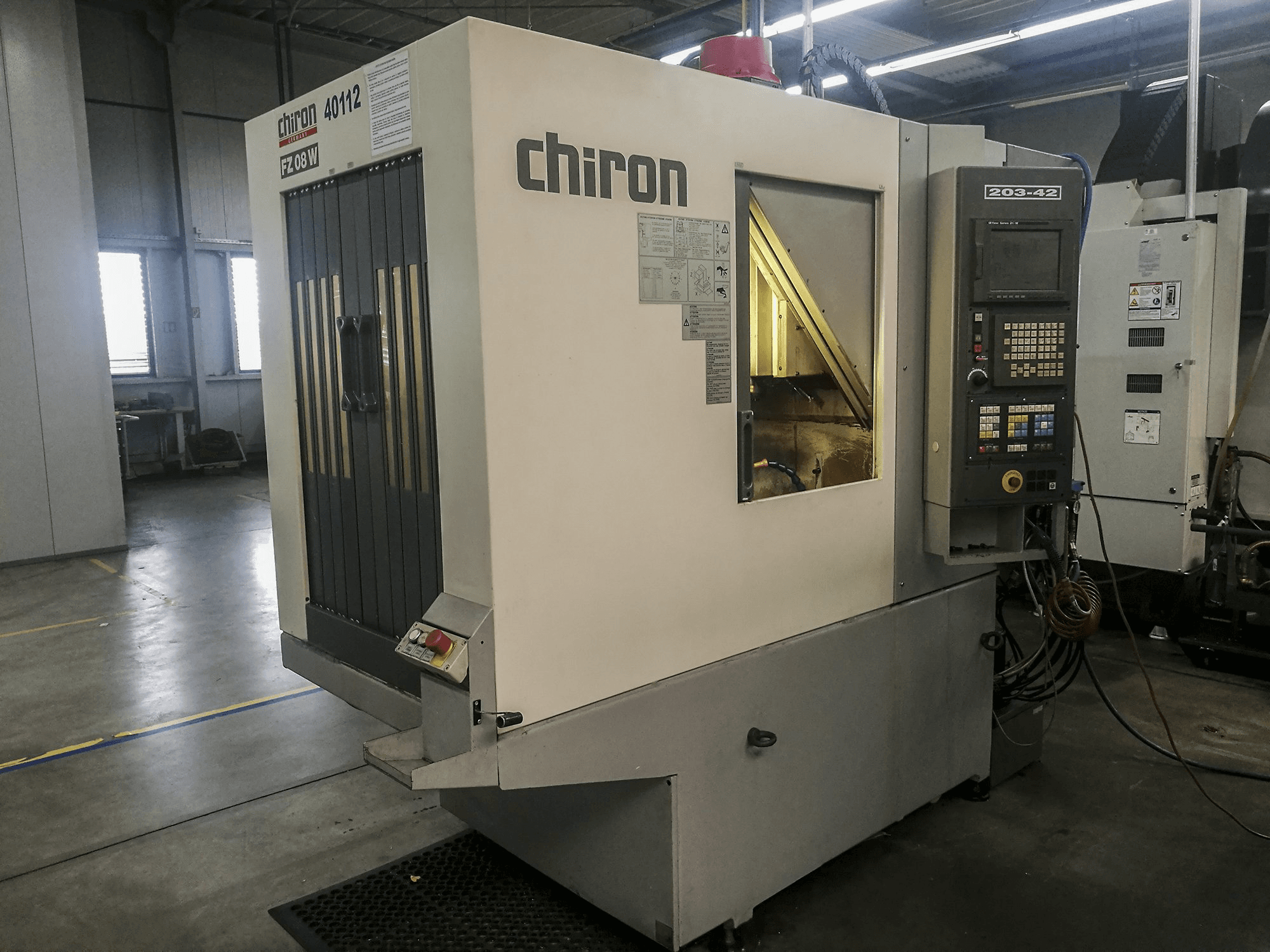 Chiron FZ 08 W Mašinos kairės pusės vaizdas