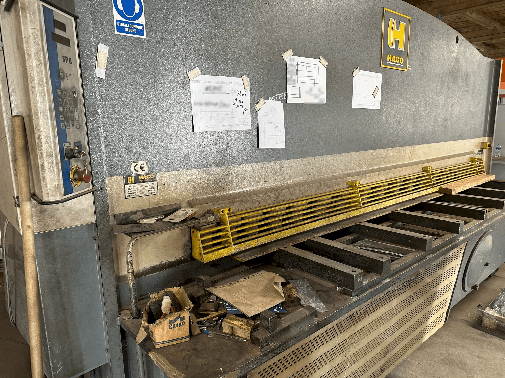 HACO TS 3012 Mašinos vaizdas iš priekio