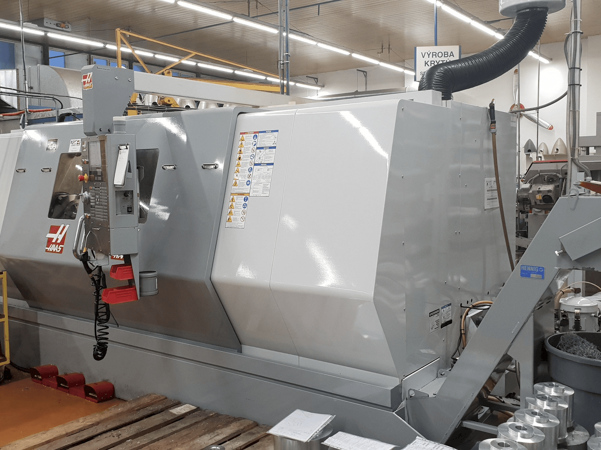 HAAS SL-40 Mašinos dešinės pusės vaizdas