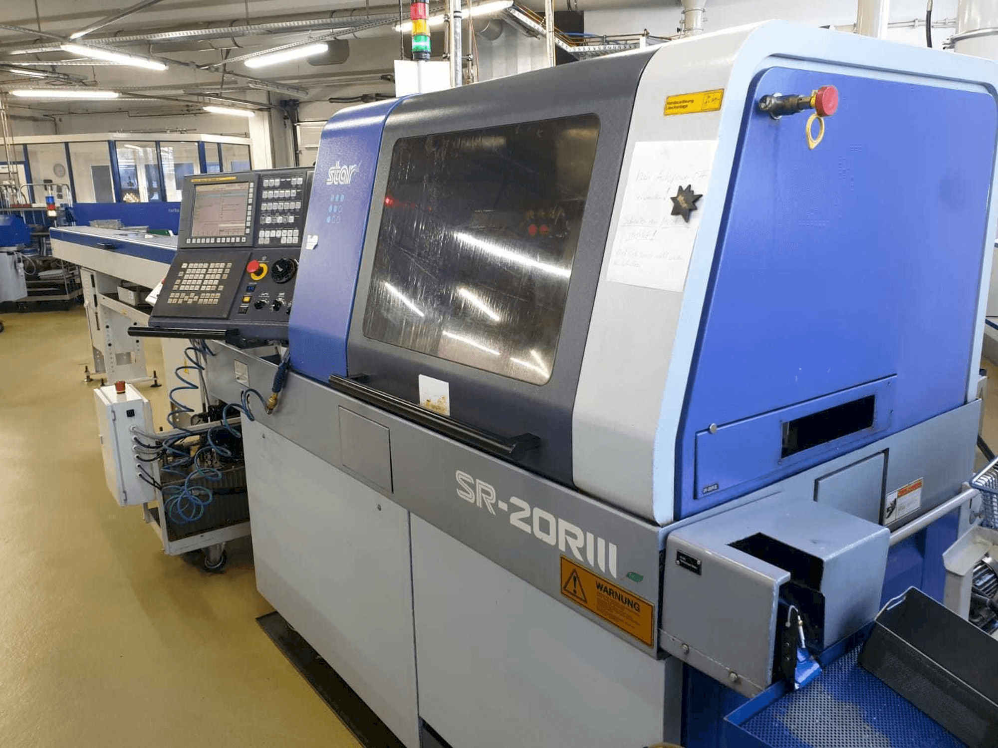 Star SR-20 R III 680 Mašinos vaizdas iš priekio