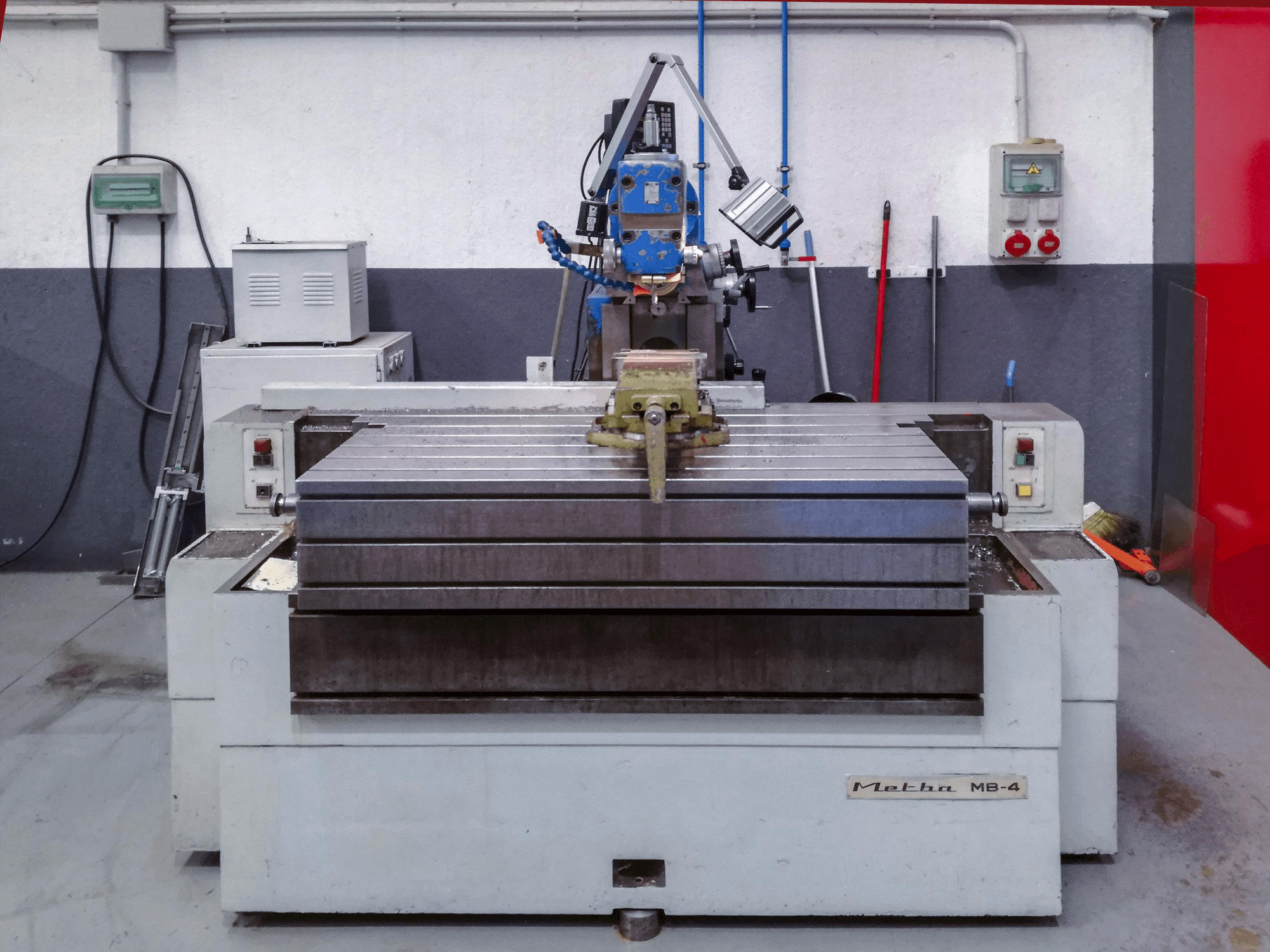 Metba MB-4 Mašinos vaizdas iš priekio