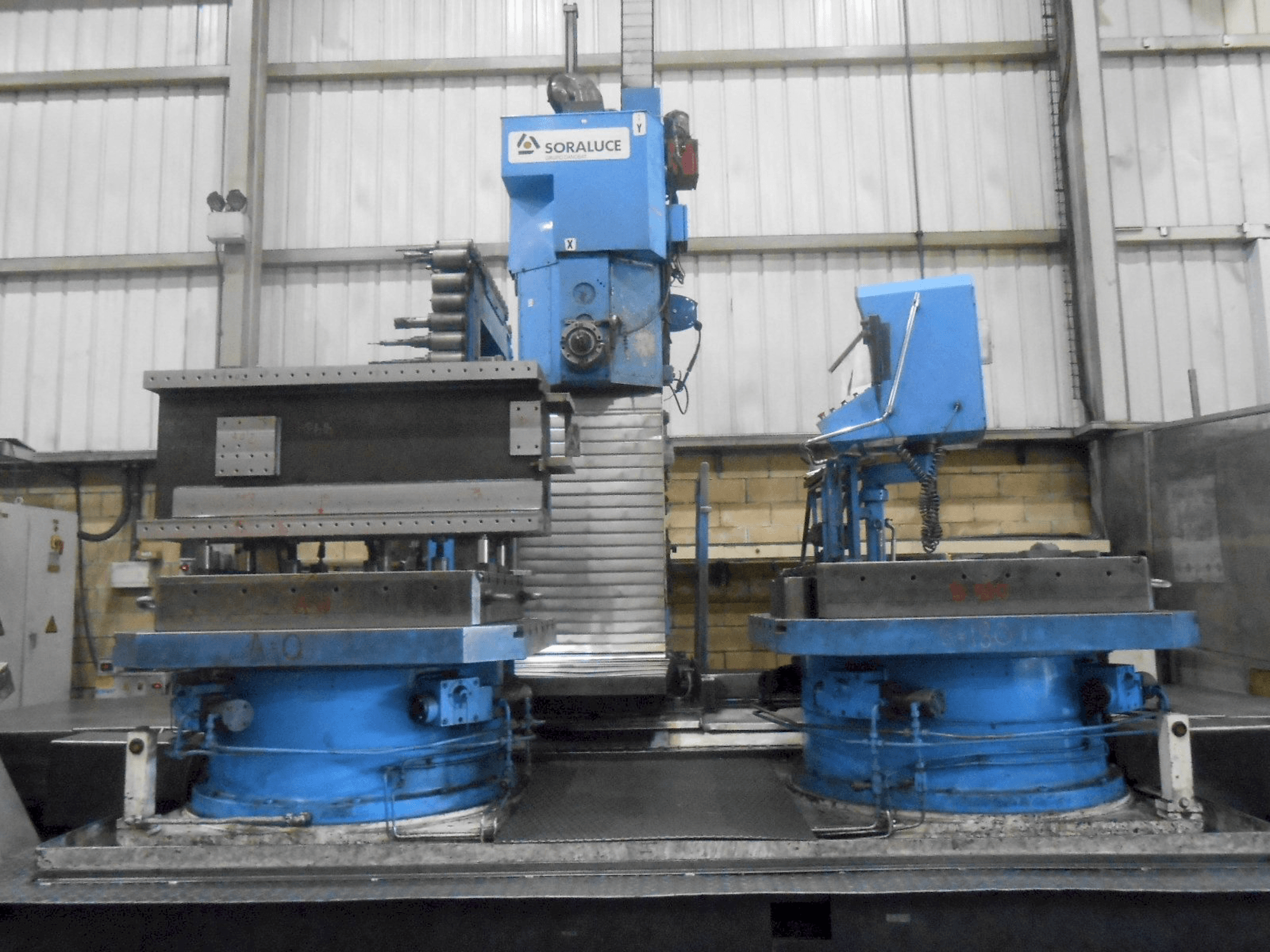 Soraluce CMH-100 Mašinos vaizdas iš priekio