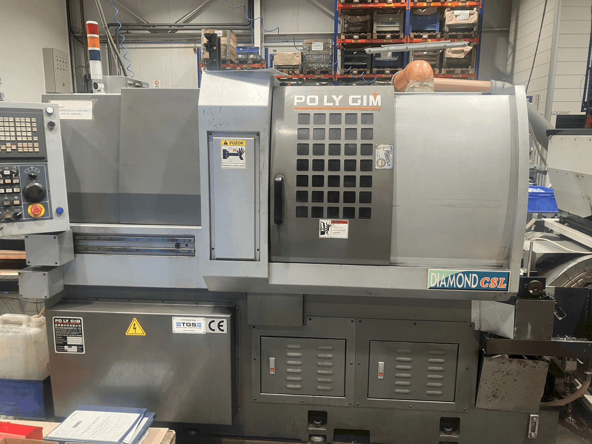 PO LY GIM Diamond 32CSL Mašinos vaizdas iš priekio