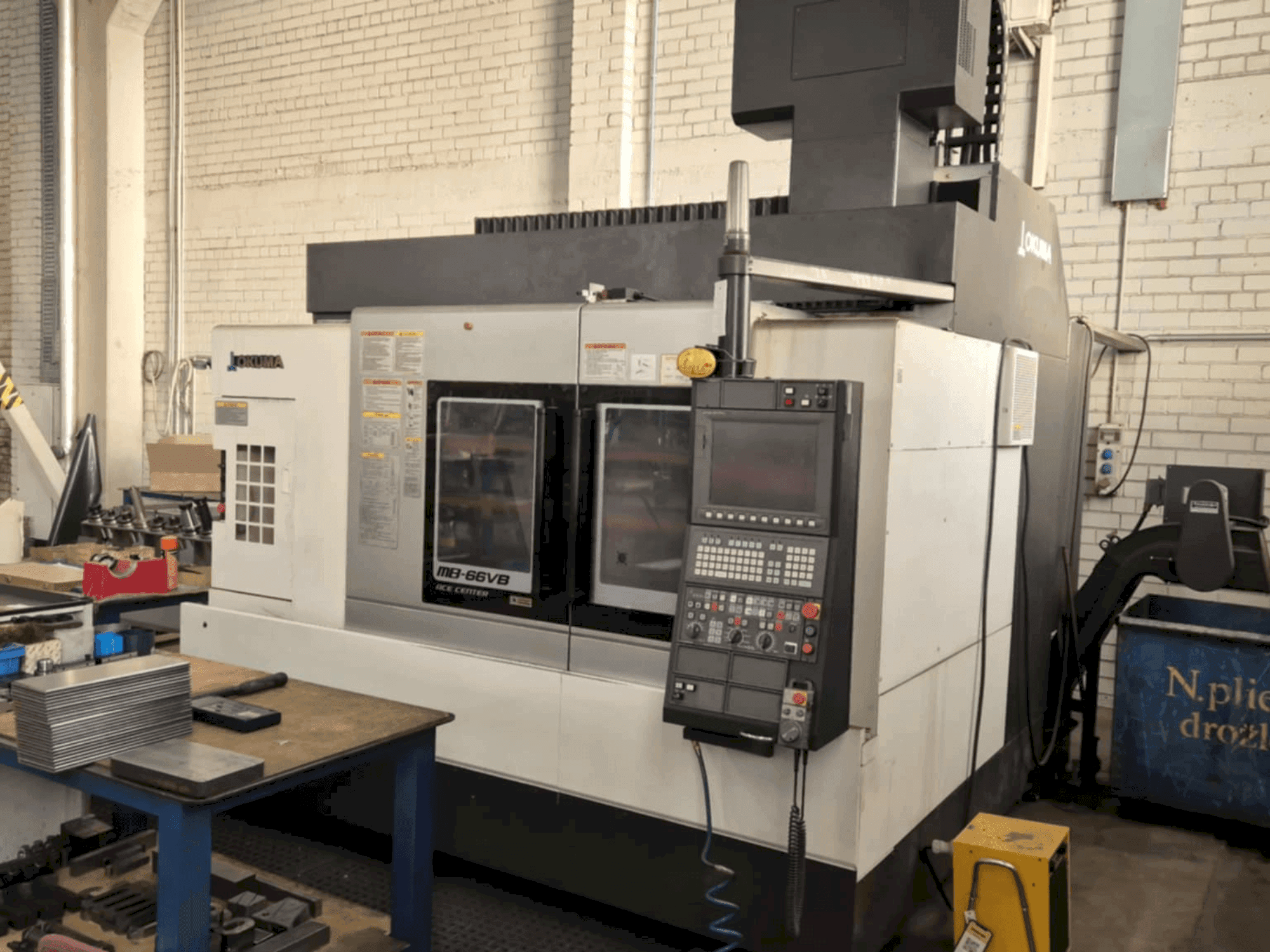 Okuma MB-66VB Mašinos vaizdas iš priekio