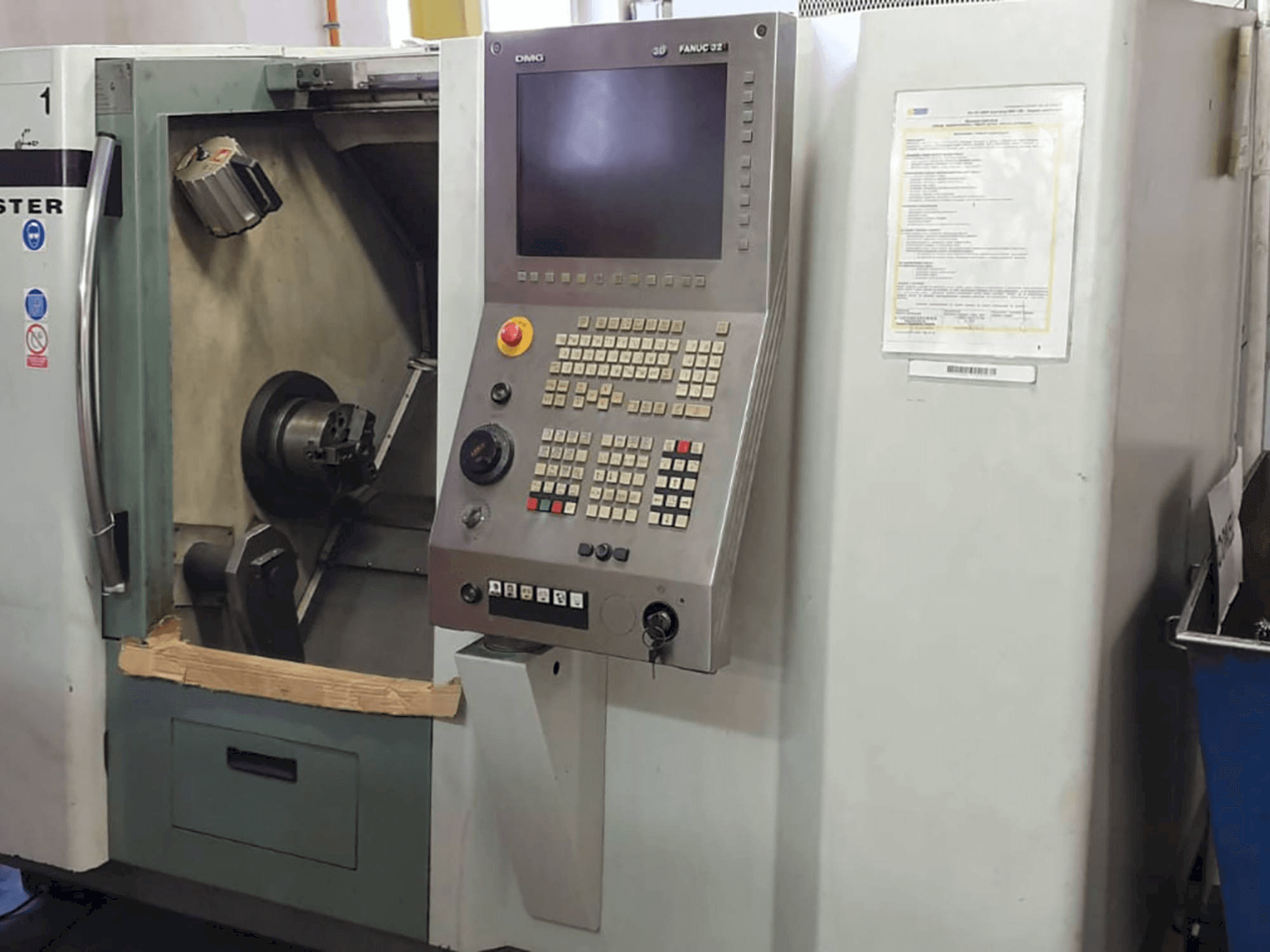 Gildemeister CTX 210 Mašinos vaizdas iš priekio