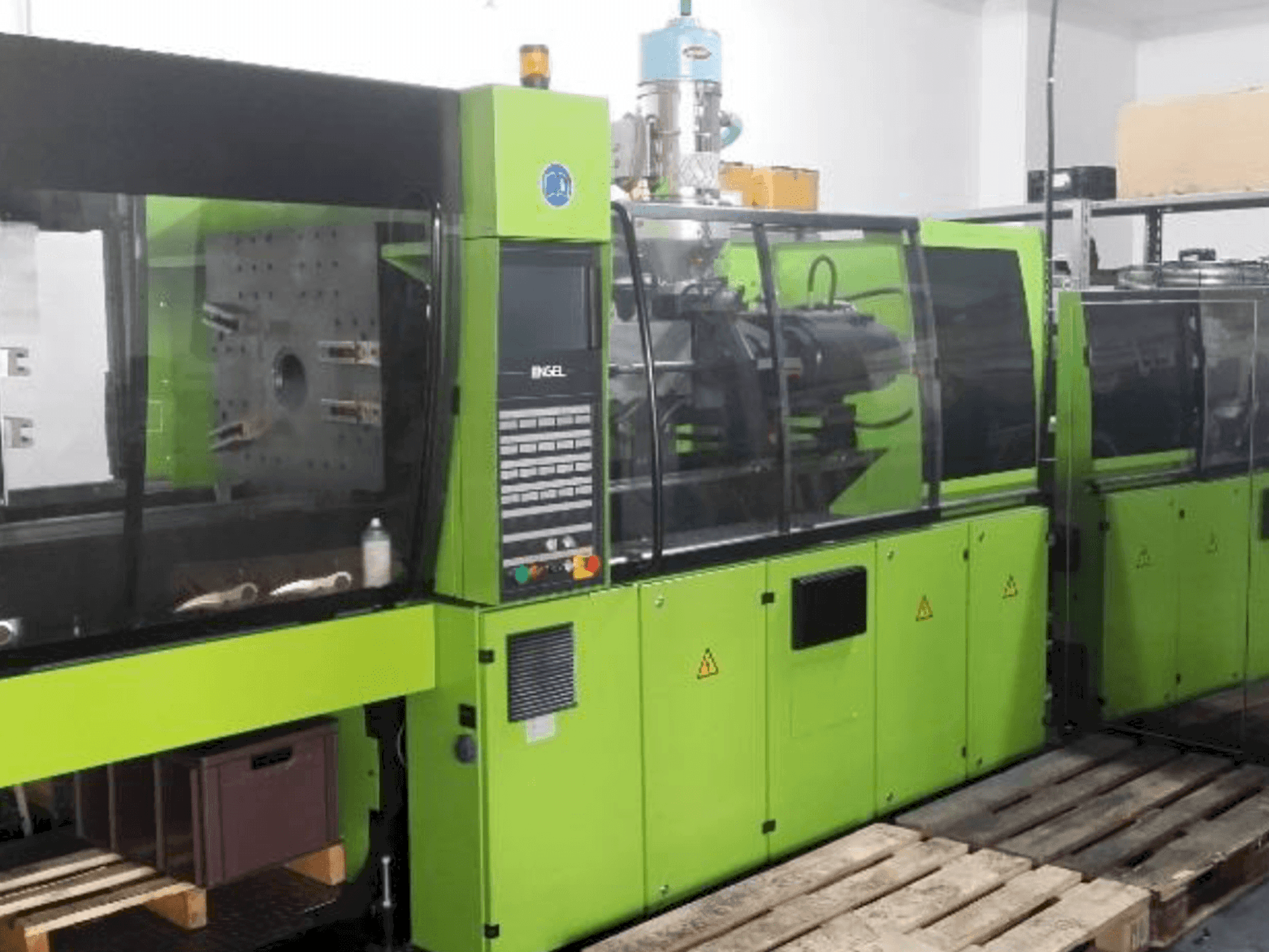 ENGEL VC 750/150 Mašinos vaizdas iš priekio