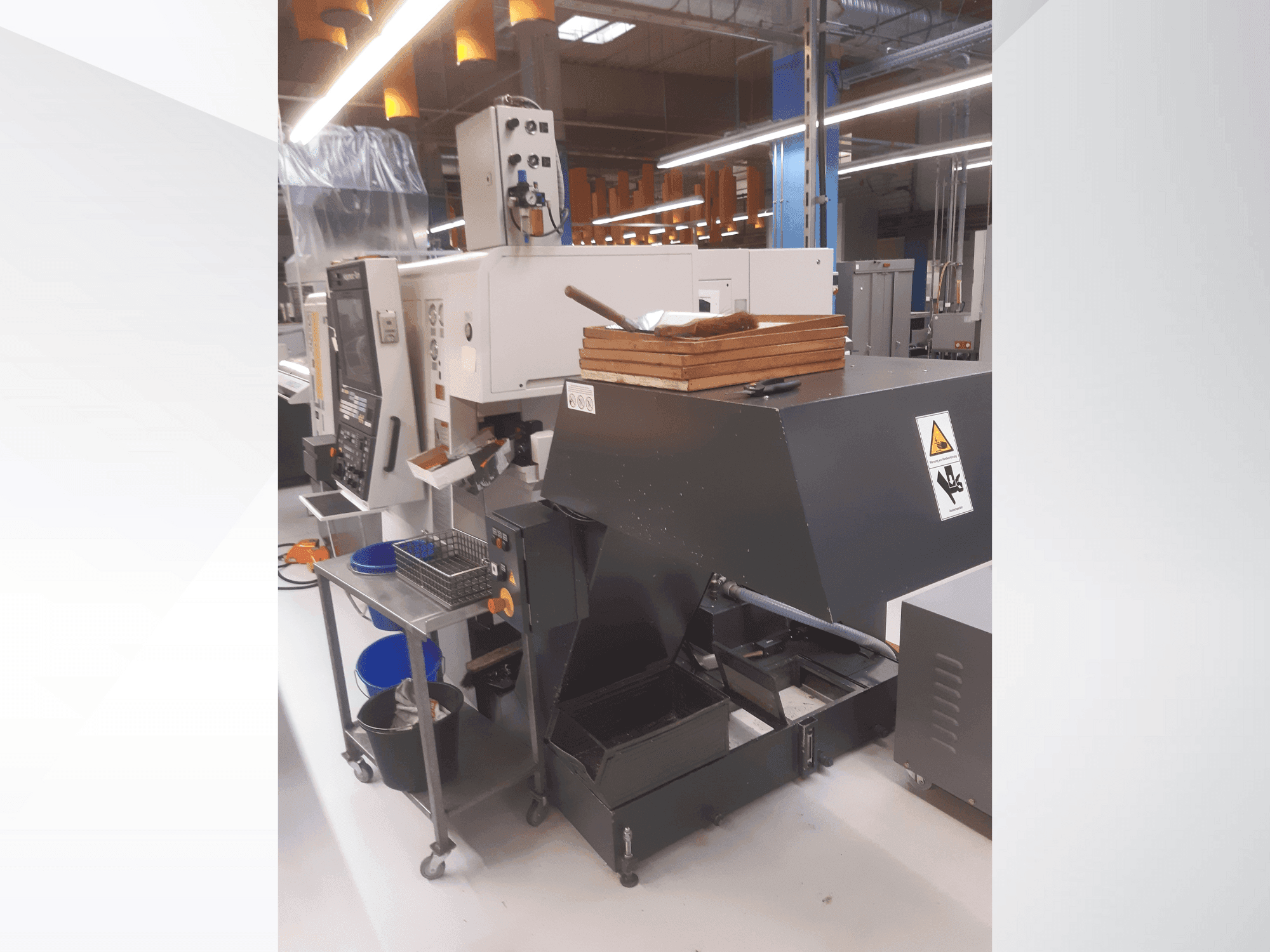 NAKAMURA WT 150 II Mašinos vaizdas iš priekio