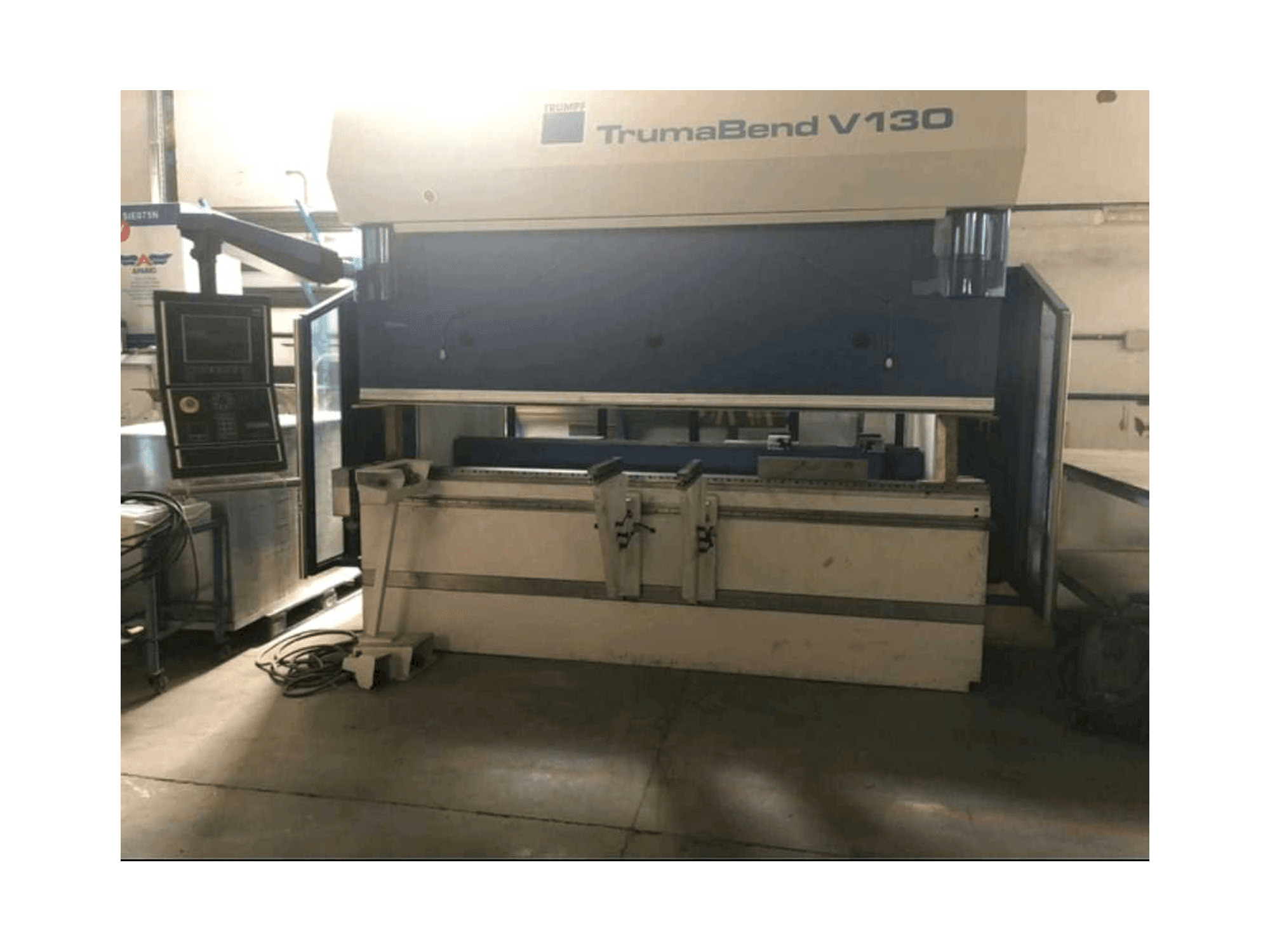 Trumpf TrumaBend V130 Mašinos vaizdas iš priekio
