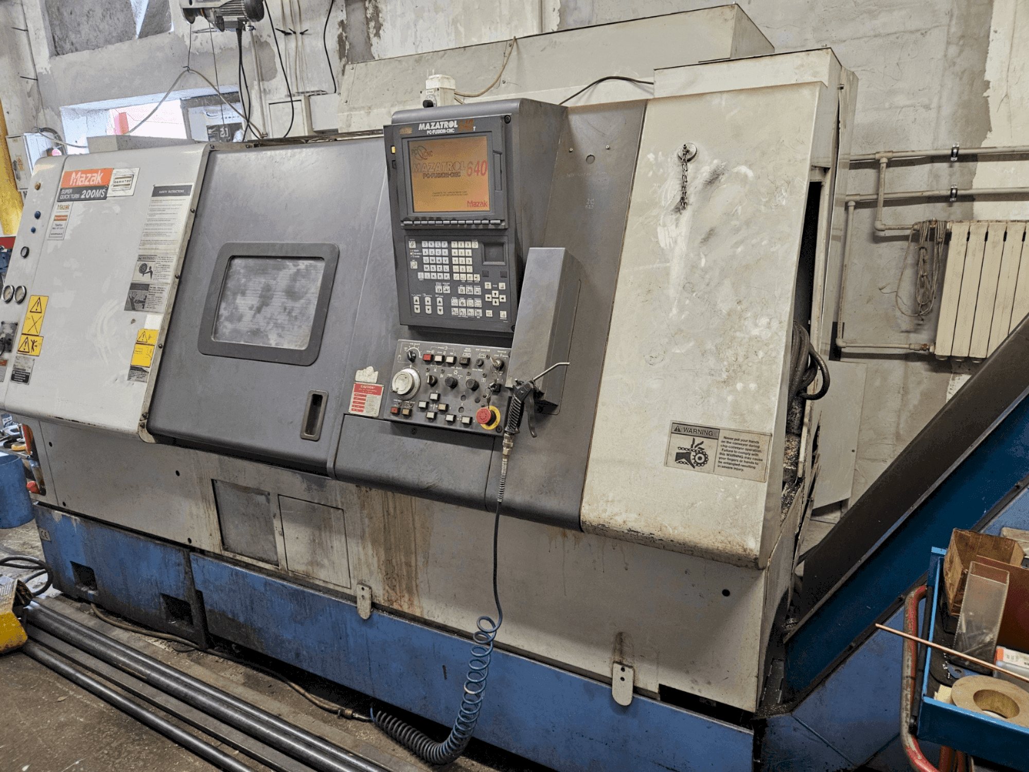 Mazak SQT 200 MS Mašinos vaizdas iš priekio