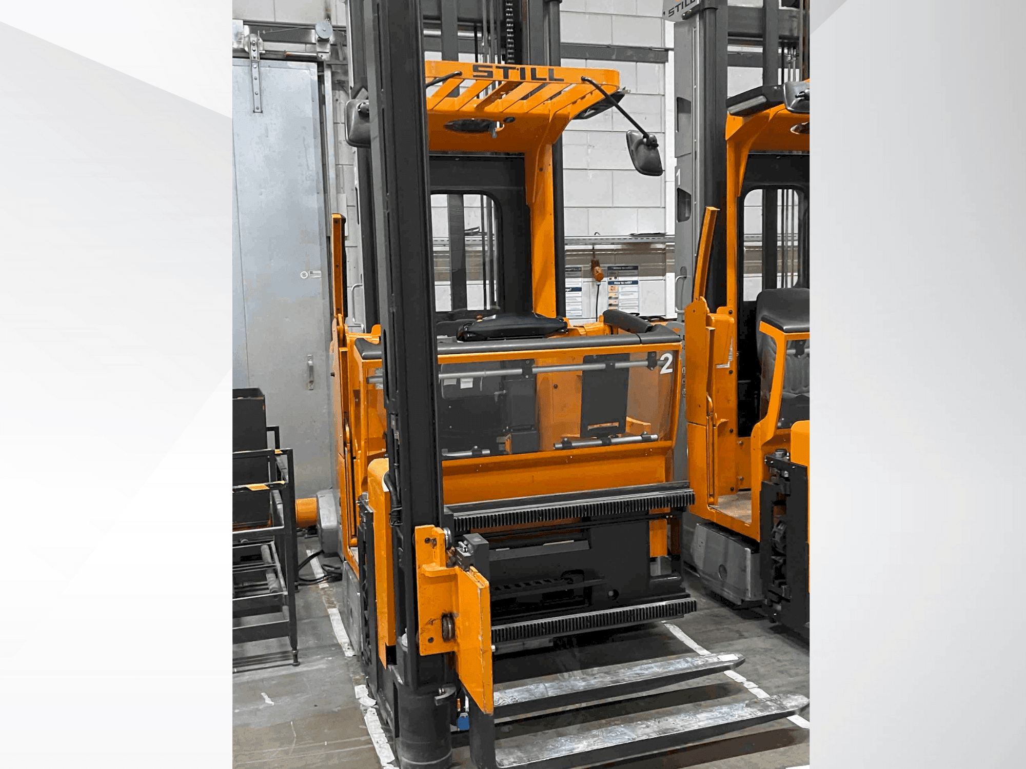 STILL MX-X 48v TE 3400 Mašinos vaizdas iš priekio