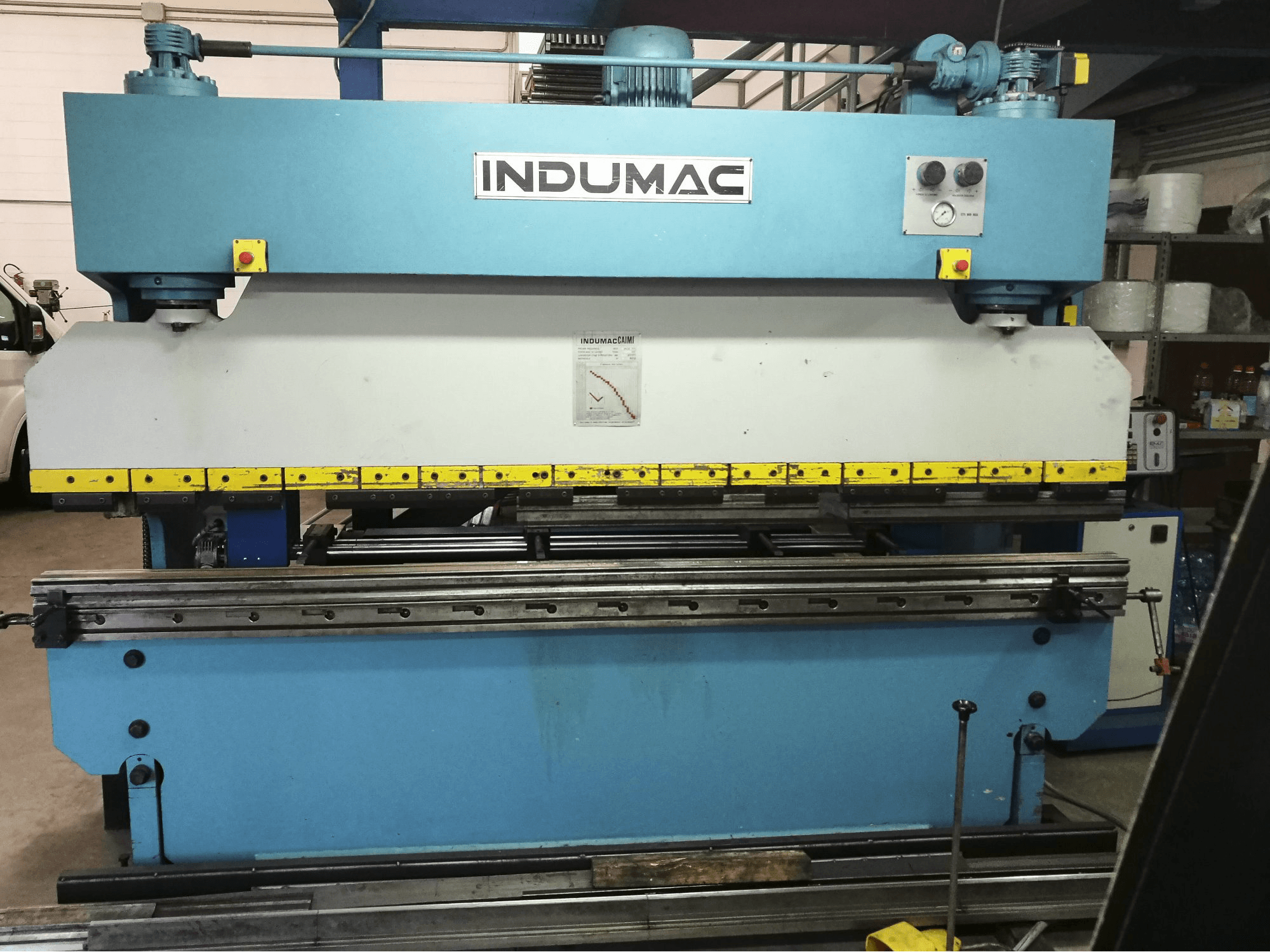 INDUMAC CAIMI POB80 Mašinos vaizdas iš priekio