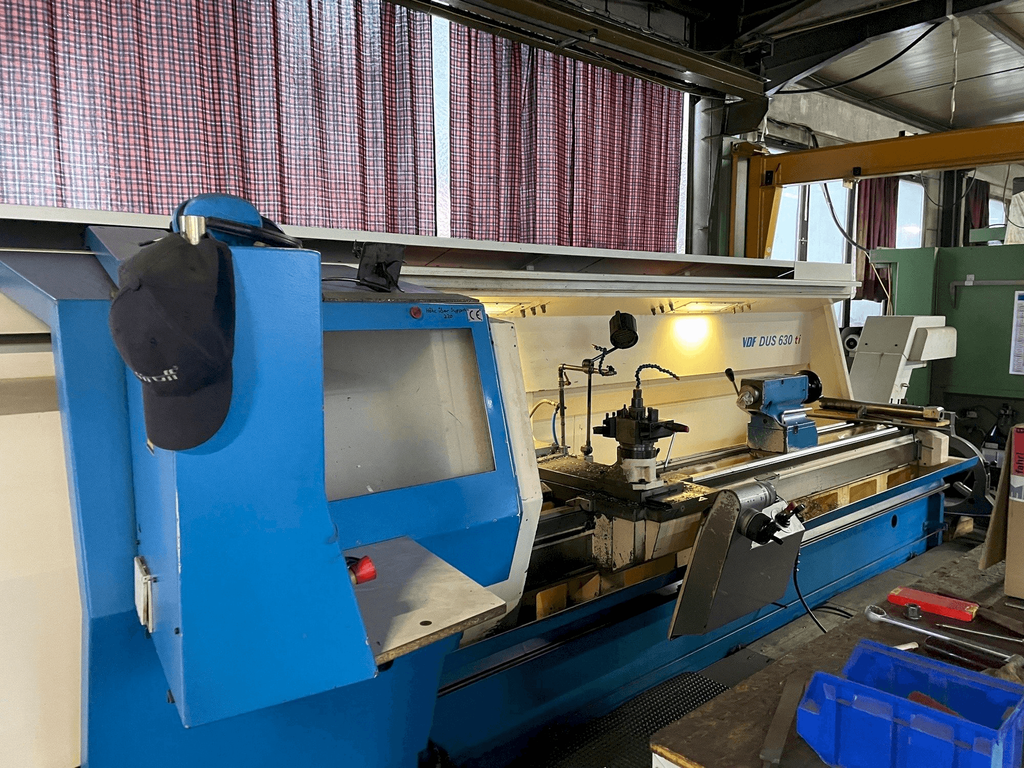 VDF BOEHRINGER Mašinos vaizdas iš priekio