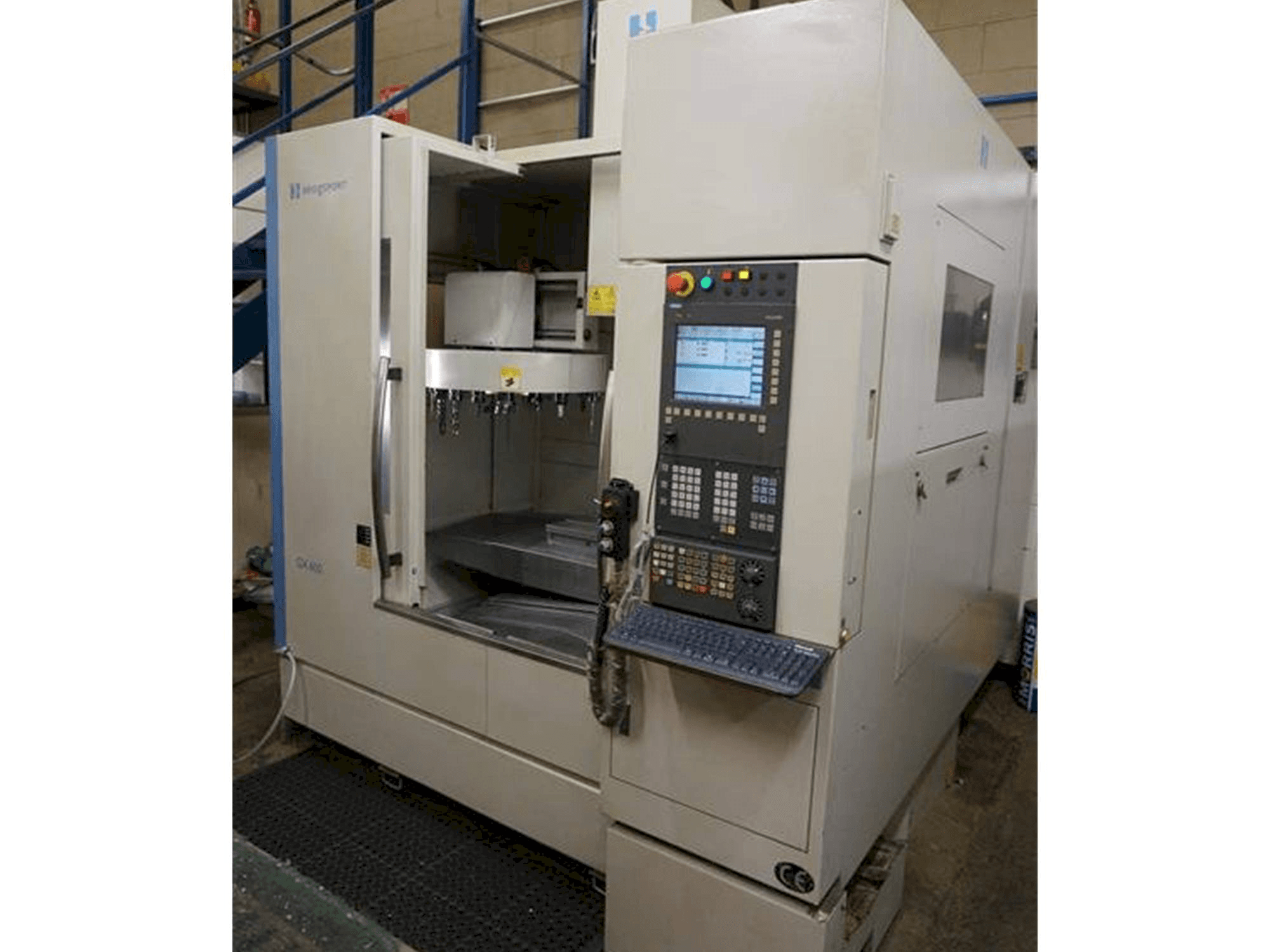 Bridgeport GX 600 Mašinos vaizdas iš priekio