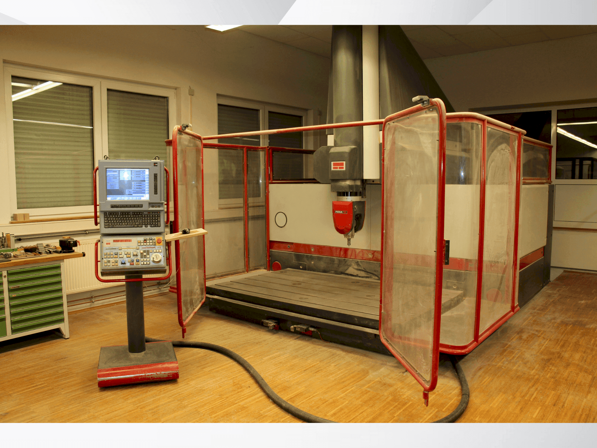 Fidia Digit 218 Mašinos vaizdas iš priekio