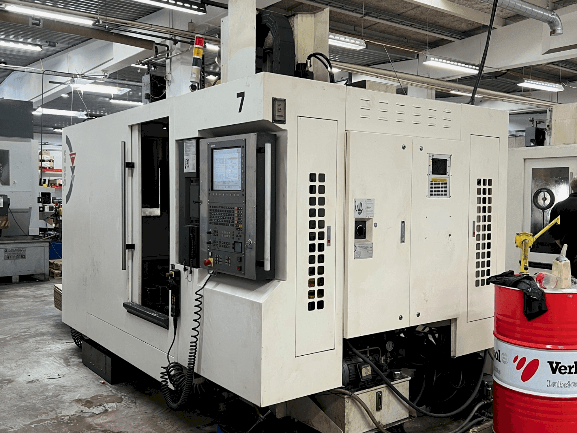 WEMAS VZ 860 APC Mašinos vaizdas iš priekio