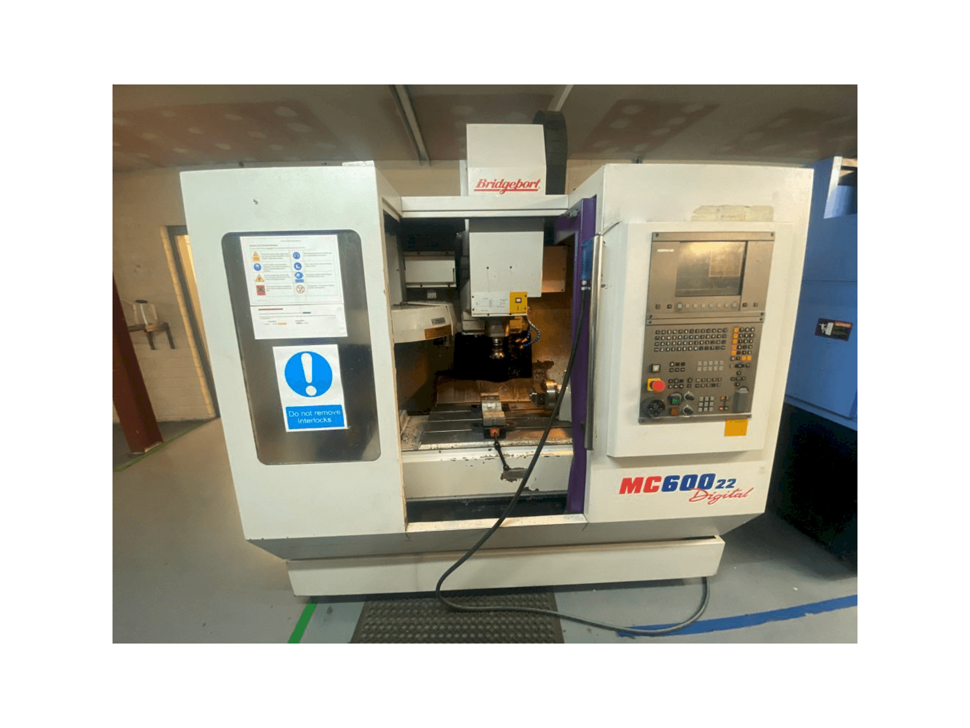 Bridgeport VMC 600 Mašinos vaizdas iš priekio