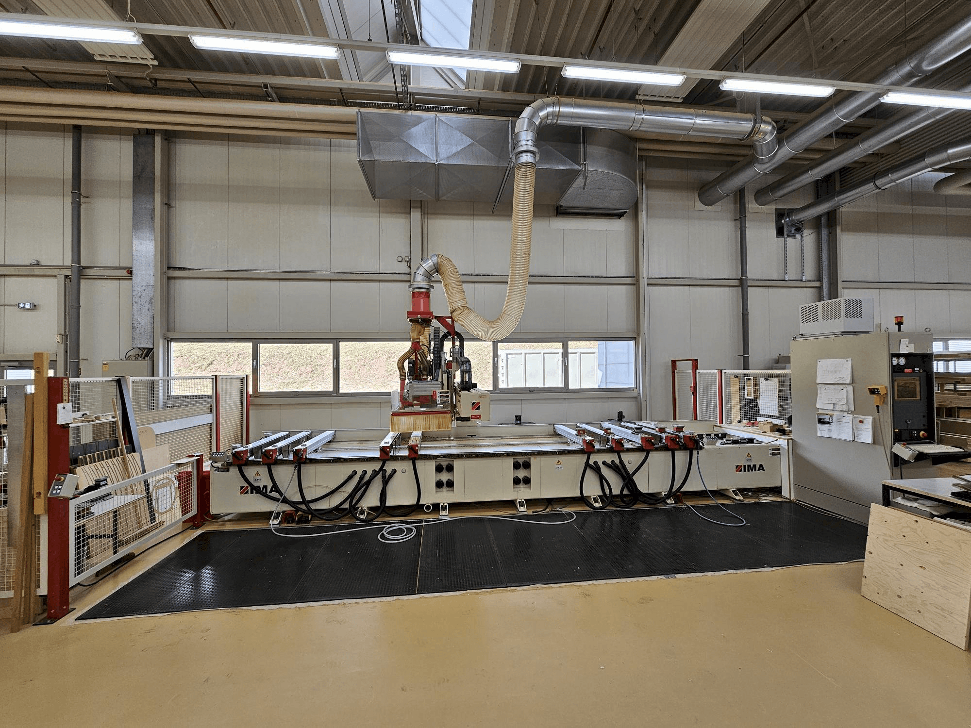 IMA BIMA/410/120/600 Mašinos vaizdas iš priekio