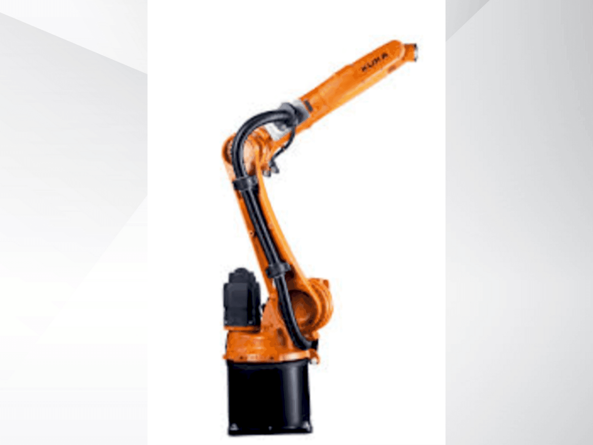KUKA KR 6 R1820 Mašinos vaizdas iš priekio