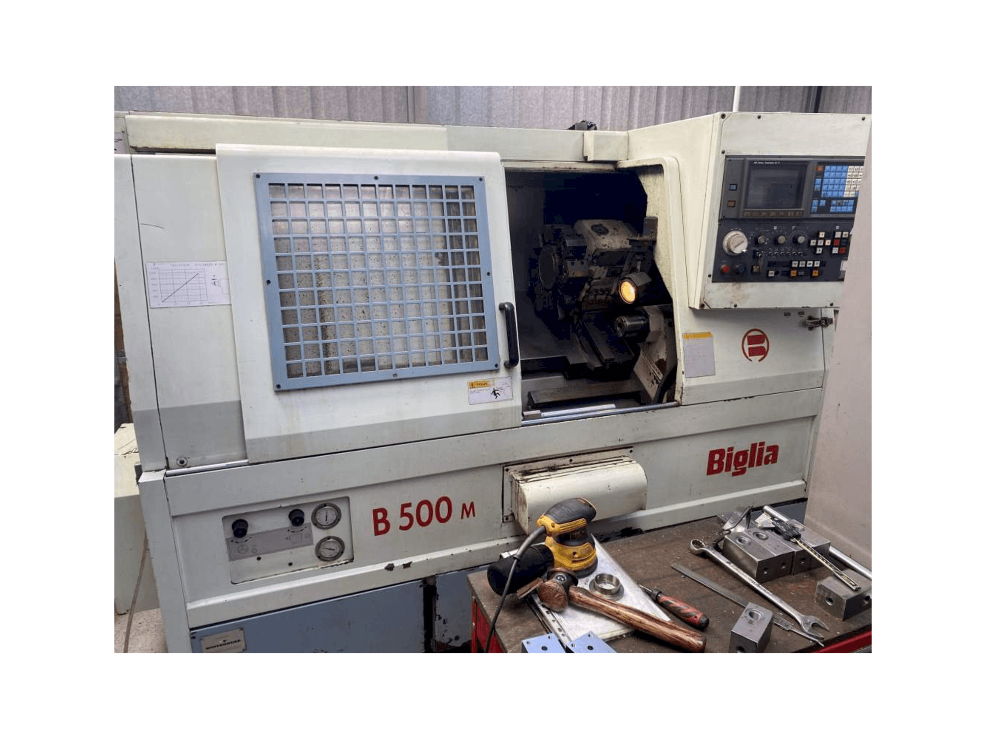 Biglia B 500 M Mašinos vaizdas iš priekio