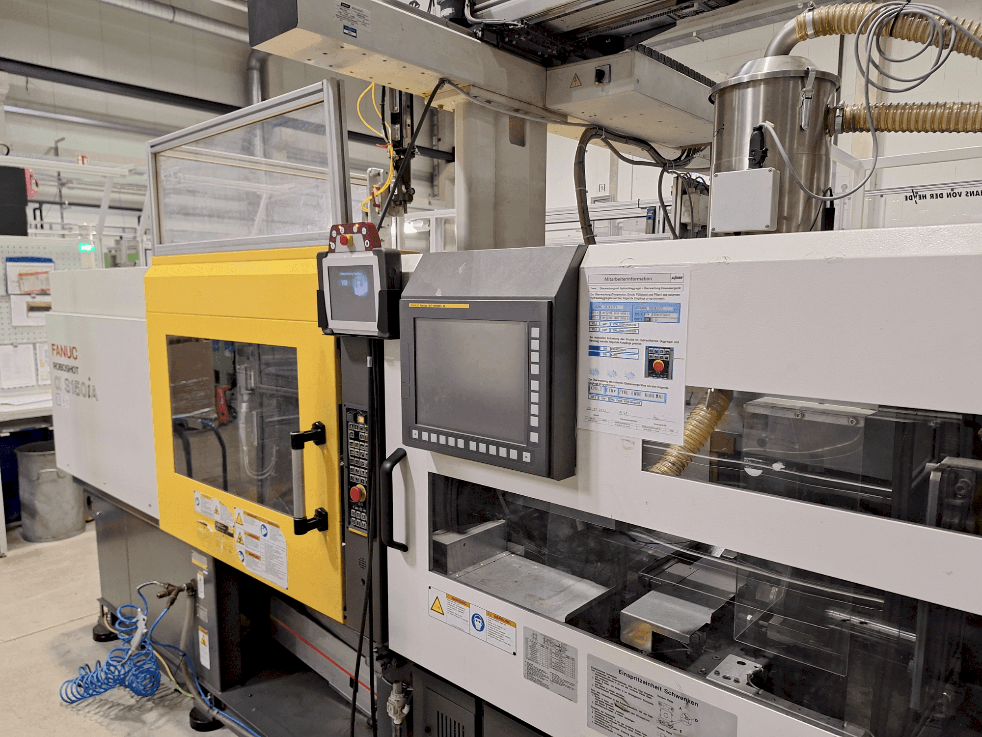 FANUC Roboshot S150iA Mašinos vaizdas iš priekio