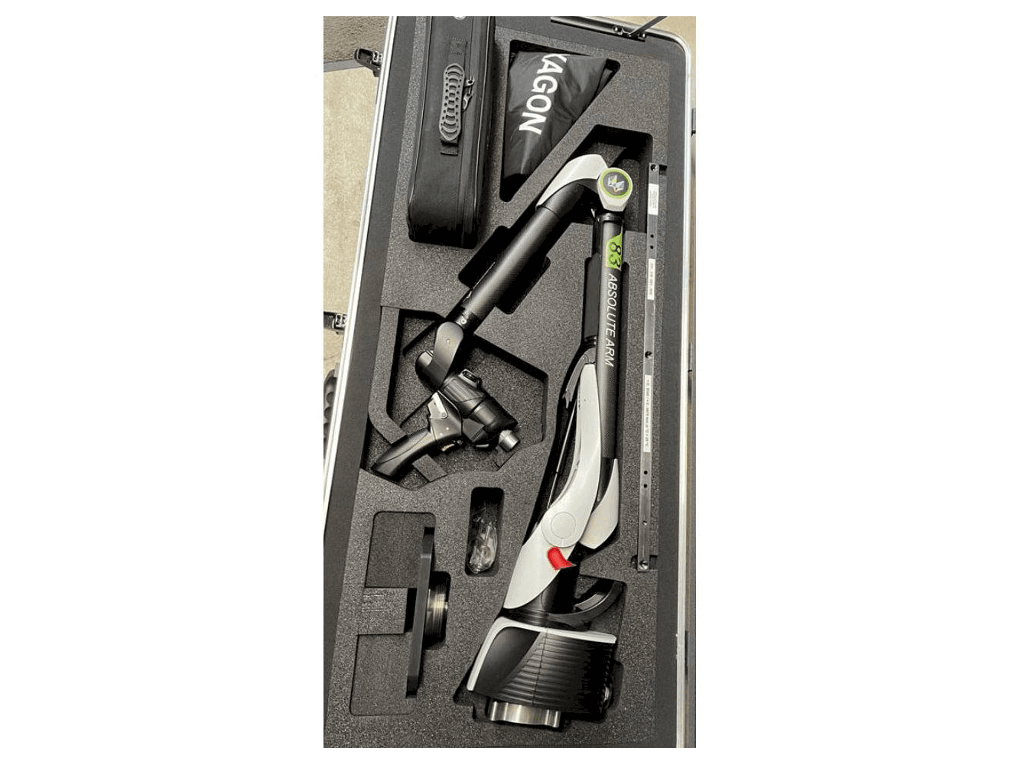 Hexagon RA8 V1 Mašinos vaizdas iš priekio