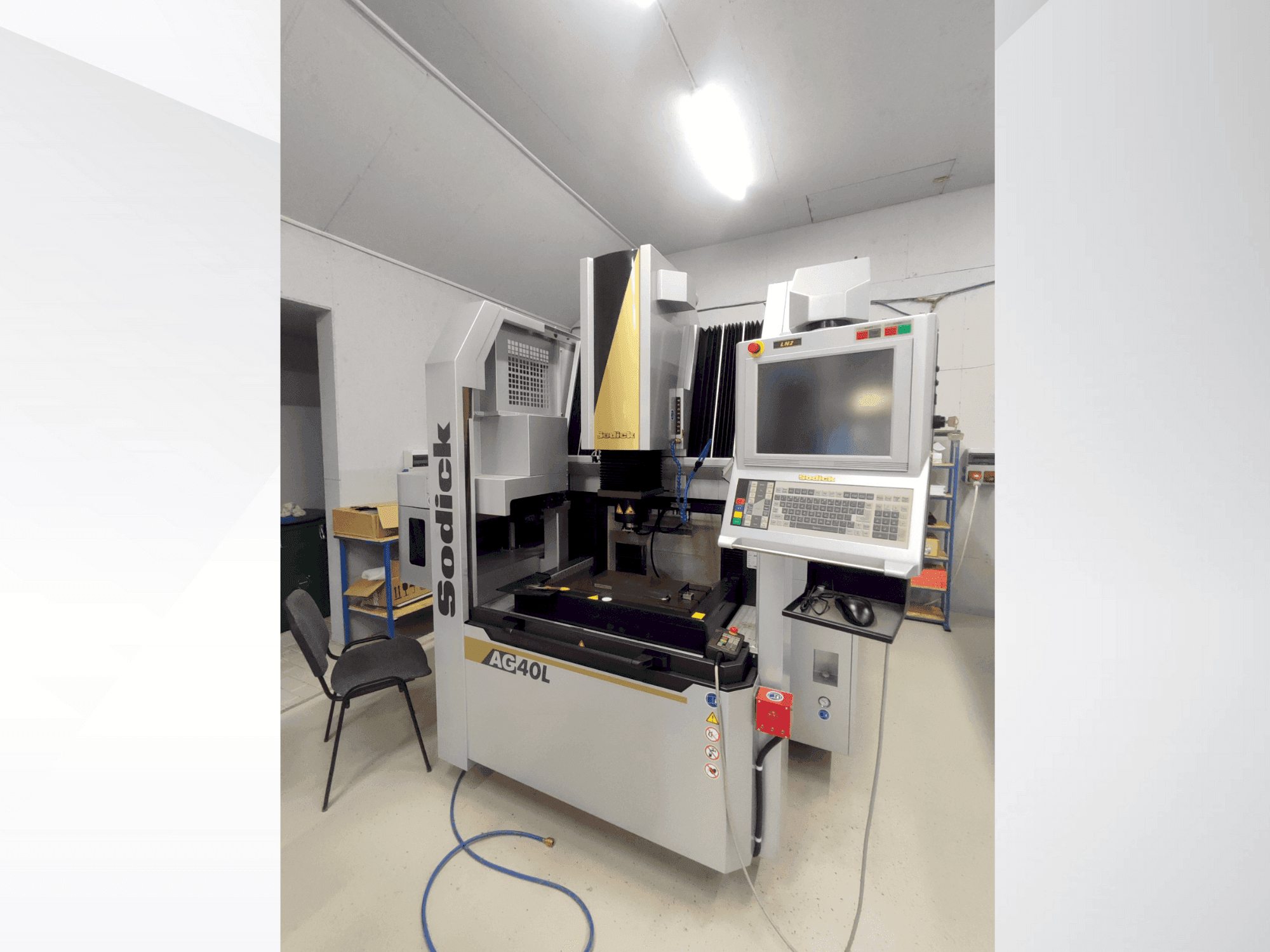 Sodick AG40L Mašinos vaizdas iš priekio