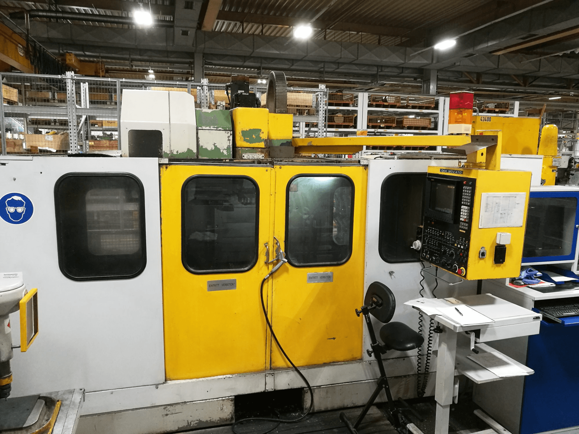 OKK MCV-410 Mašinos vaizdas iš priekio