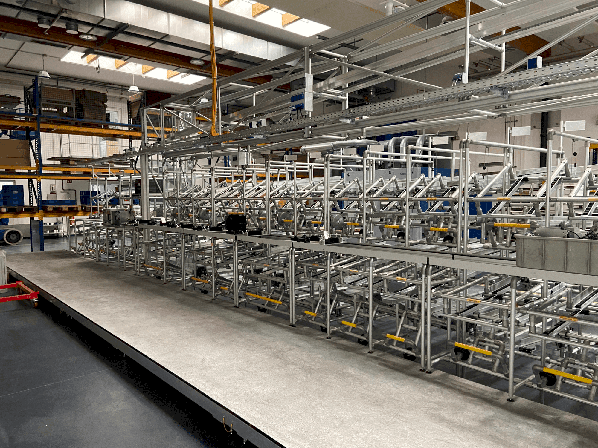 ITEM Montageplatz Venta Mašinos vaizdas iš priekio