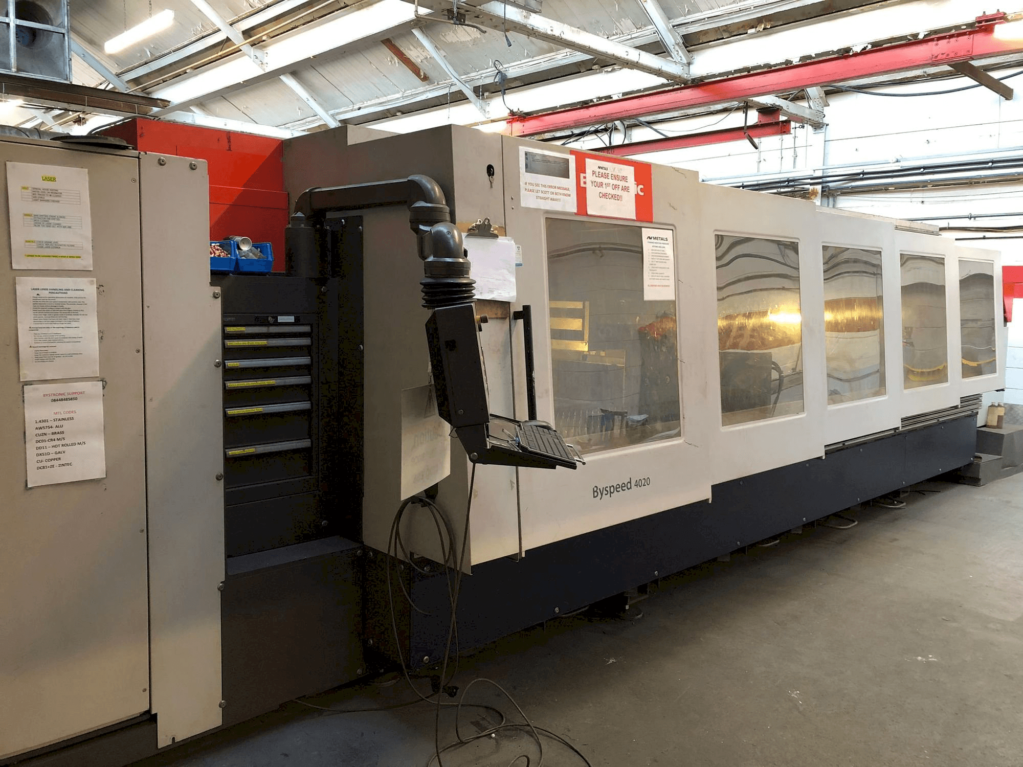 Bystronic BySpeed 4020 Mašinos vaizdas iš priekio