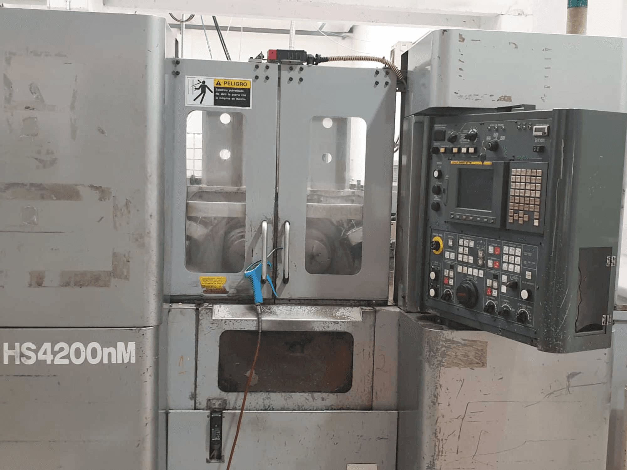 KITAKO HS4200NM Mašinos vaizdas iš priekio