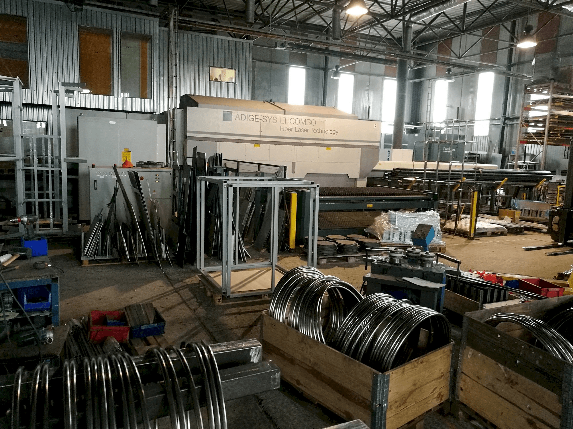 BLM ADIGE-SYS LT Mašinos vaizdas iš priekio