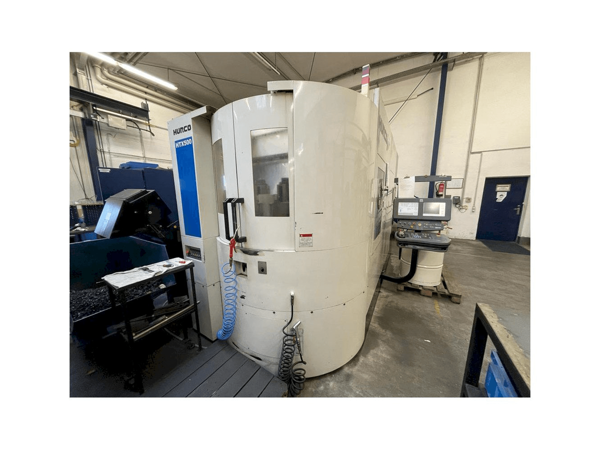 Hurco HTX 500 Mašinos vaizdas iš priekio