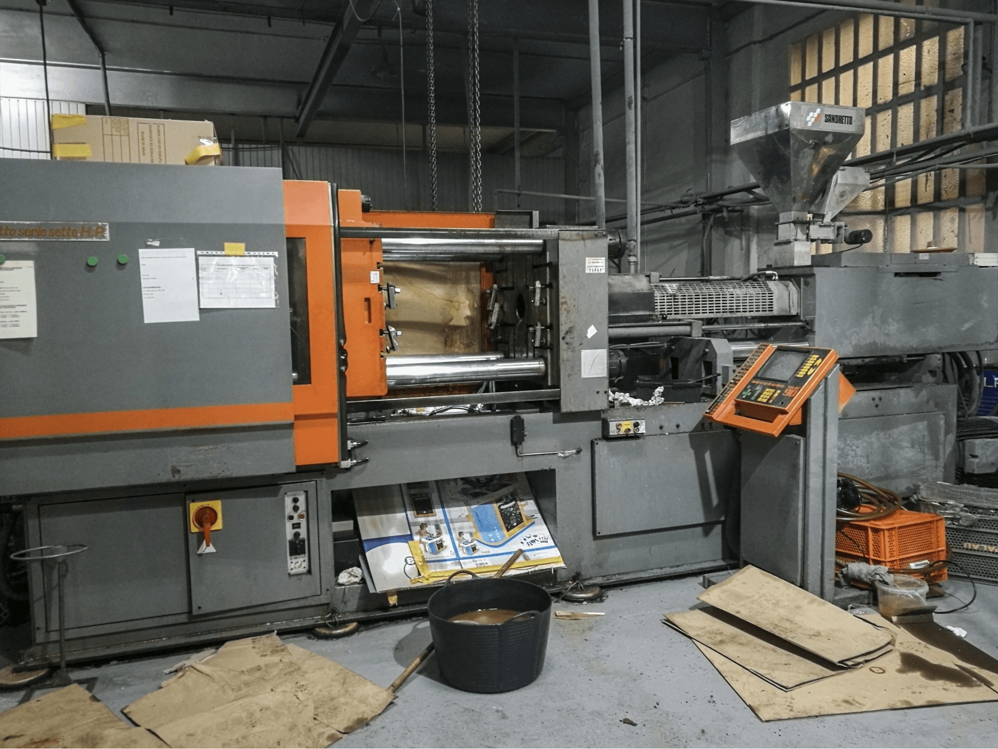 SANDRETTO S.7.250 Mašinos vaizdas iš priekio