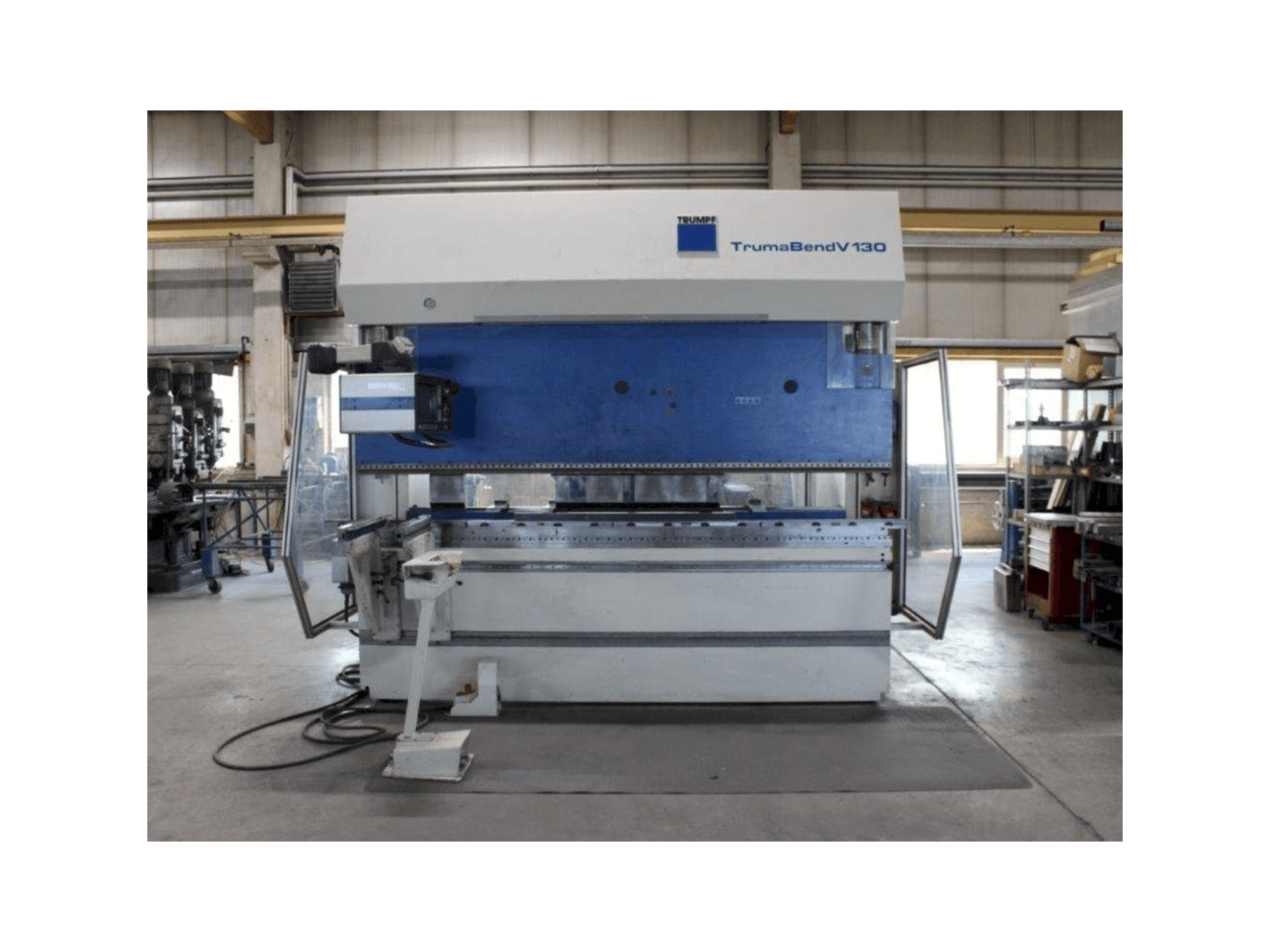 Trumpf TrumaBend V130 Mašinos vaizdas iš priekio