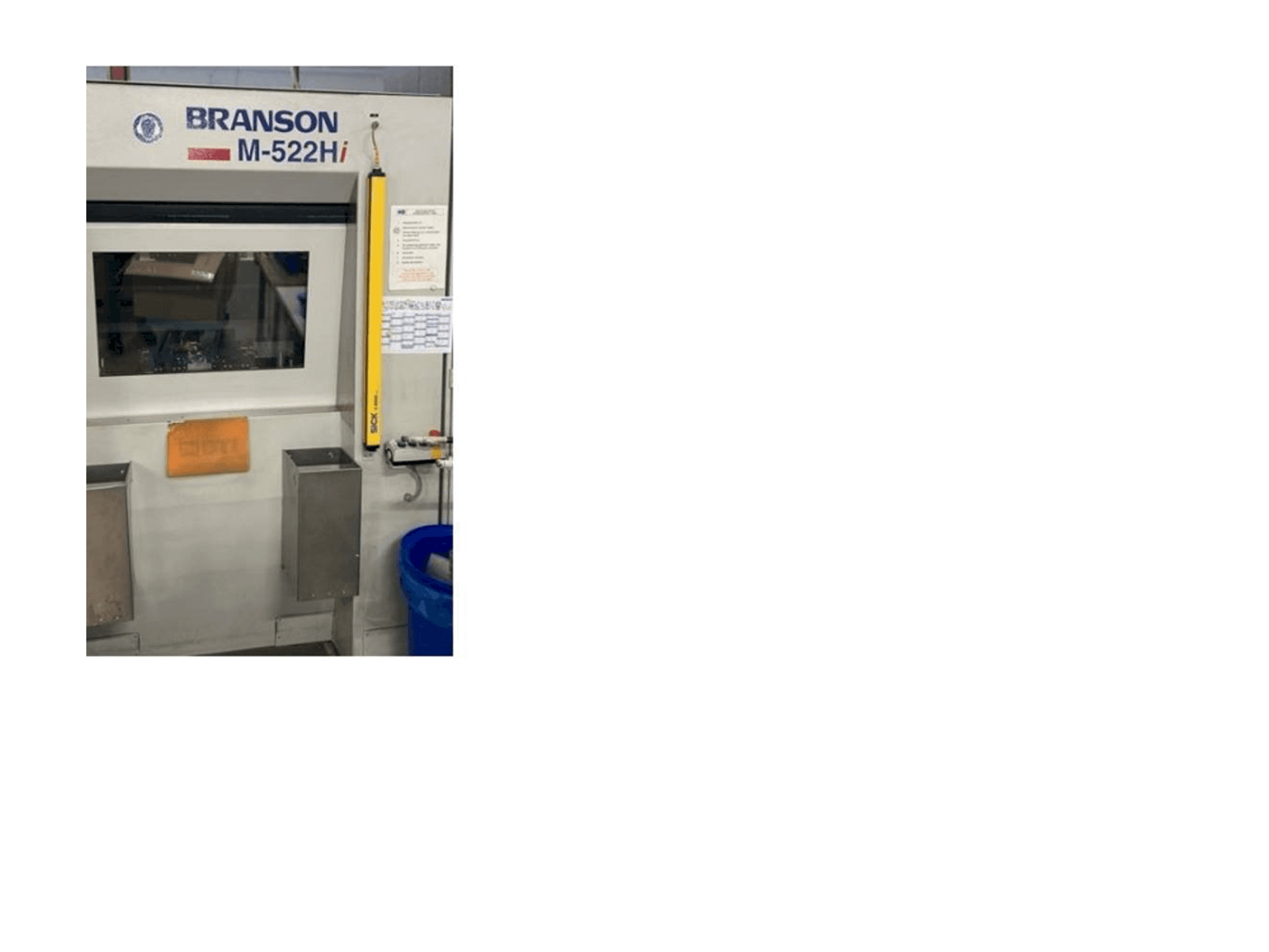 BRANSON M-522Hi (2010) Mašinos vaizdas iš priekio