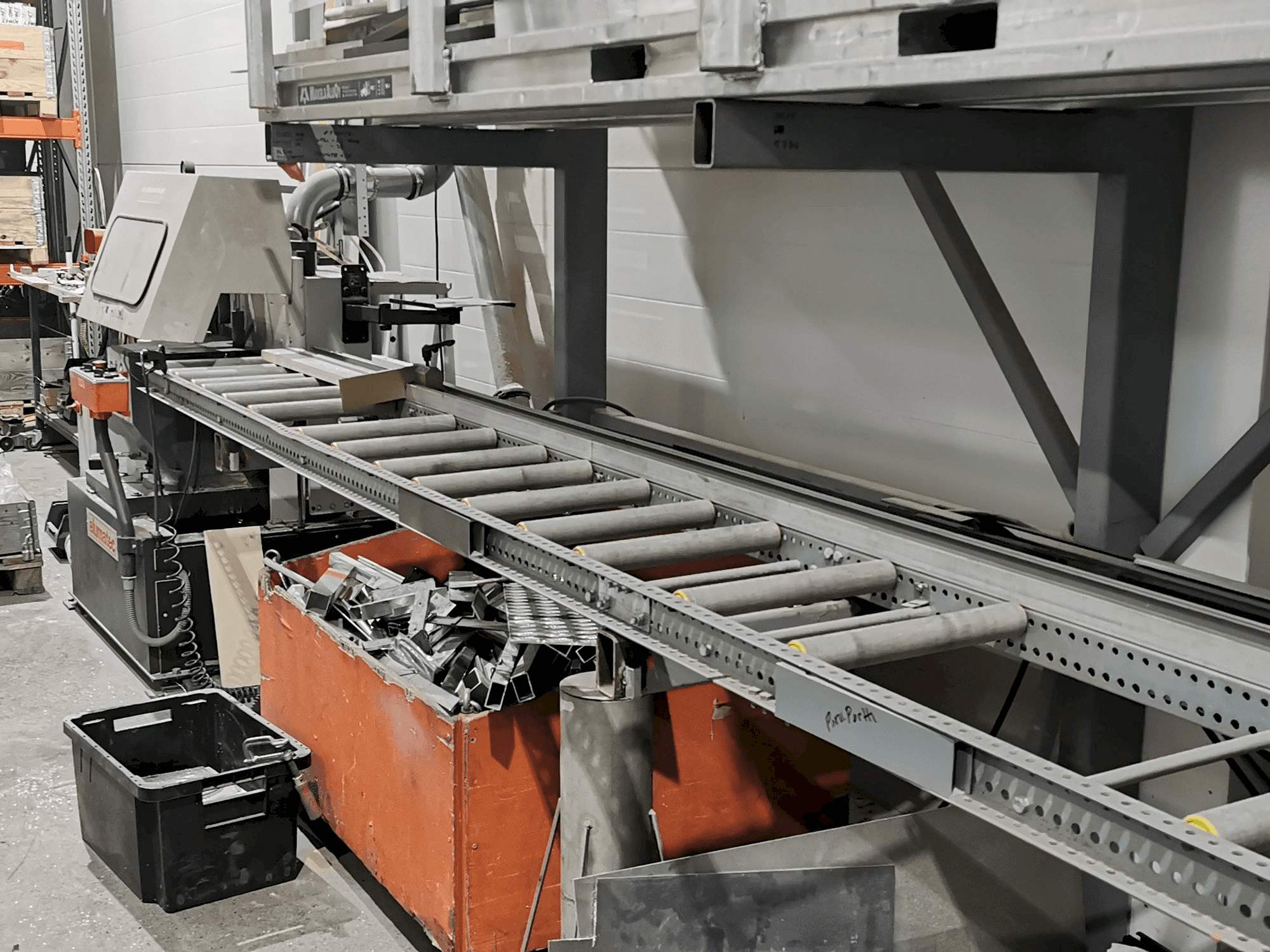 Elumatec MGS 105/01 Mašinos vaizdas iš priekio