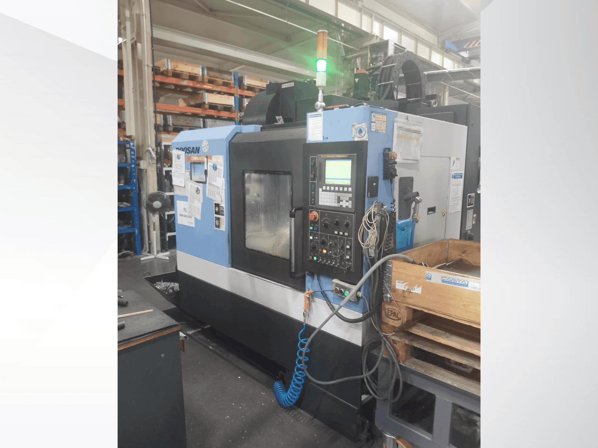 DOOSAN DNM 400A Mašinos vaizdas iš priekio