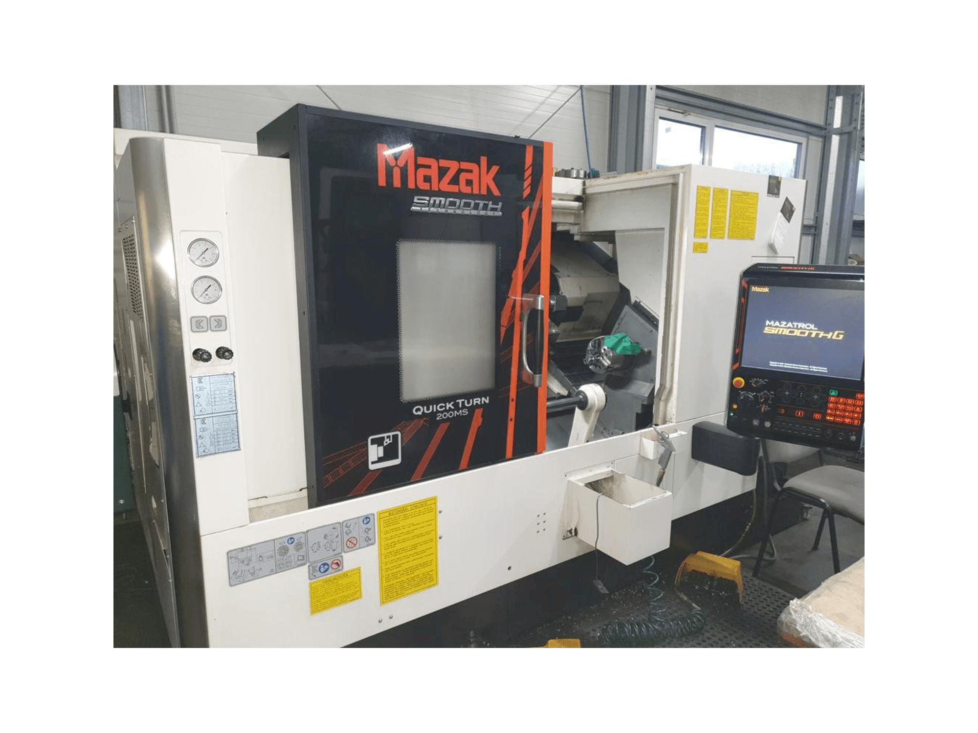 Mazak Quick Turn 200MS Mašinos vaizdas iš priekio