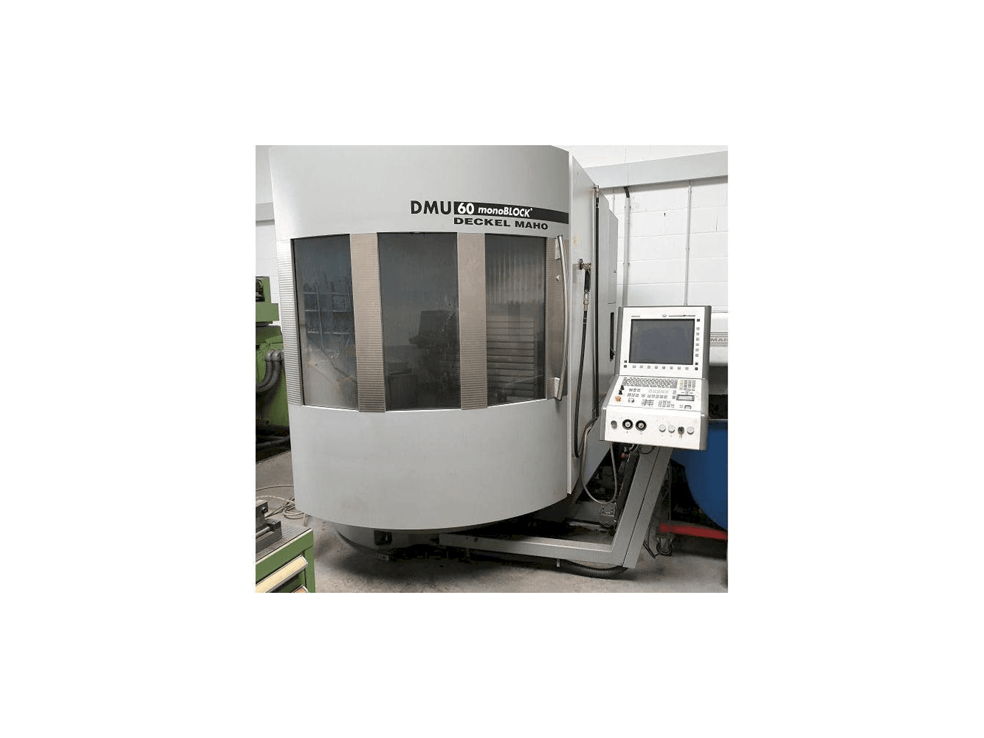 DECKEL MAHO DMU 60 MonoBlock Mašinos vaizdas iš priekio