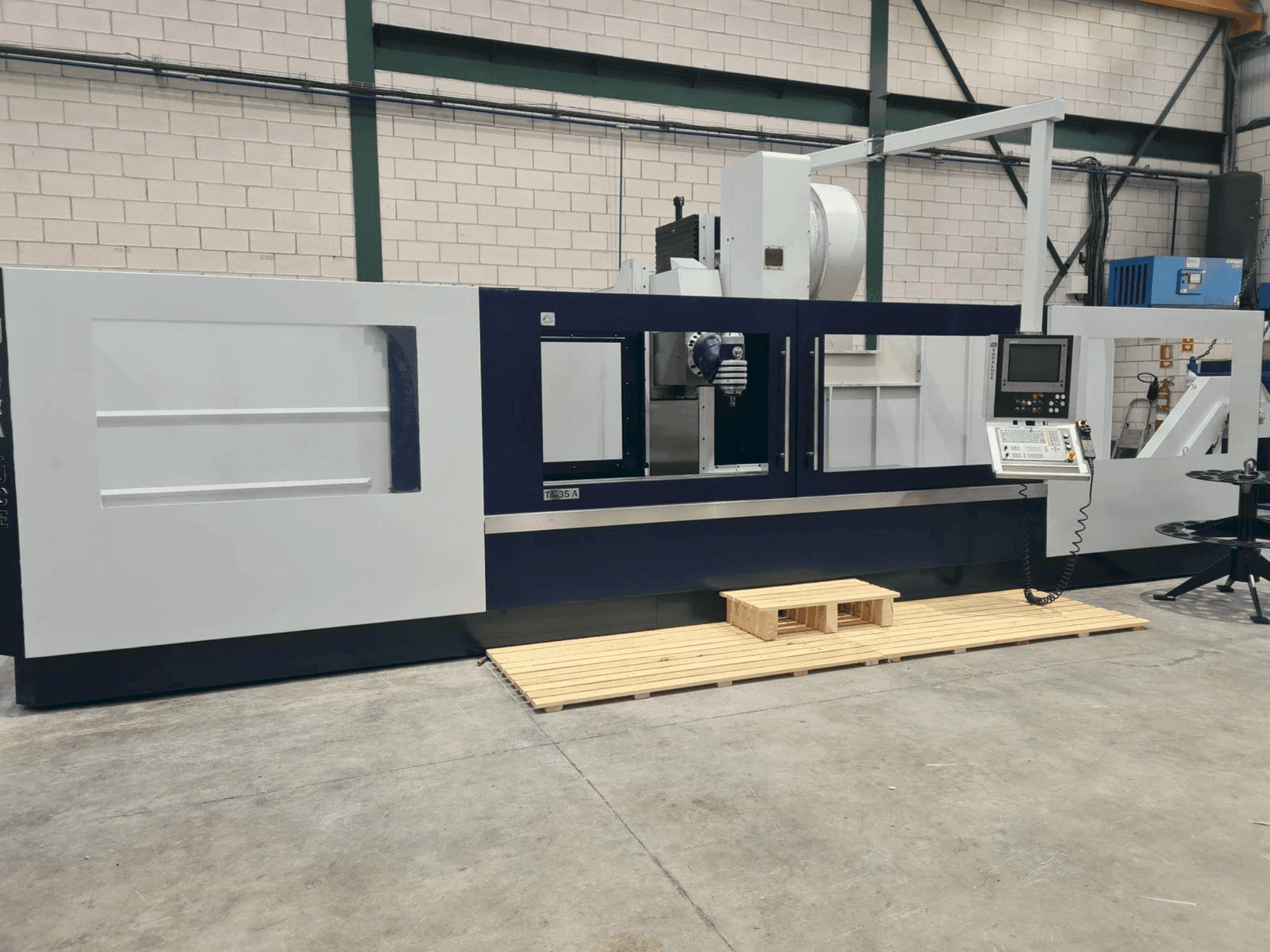 Soraluce TA-35A Mašinos vaizdas iš priekio