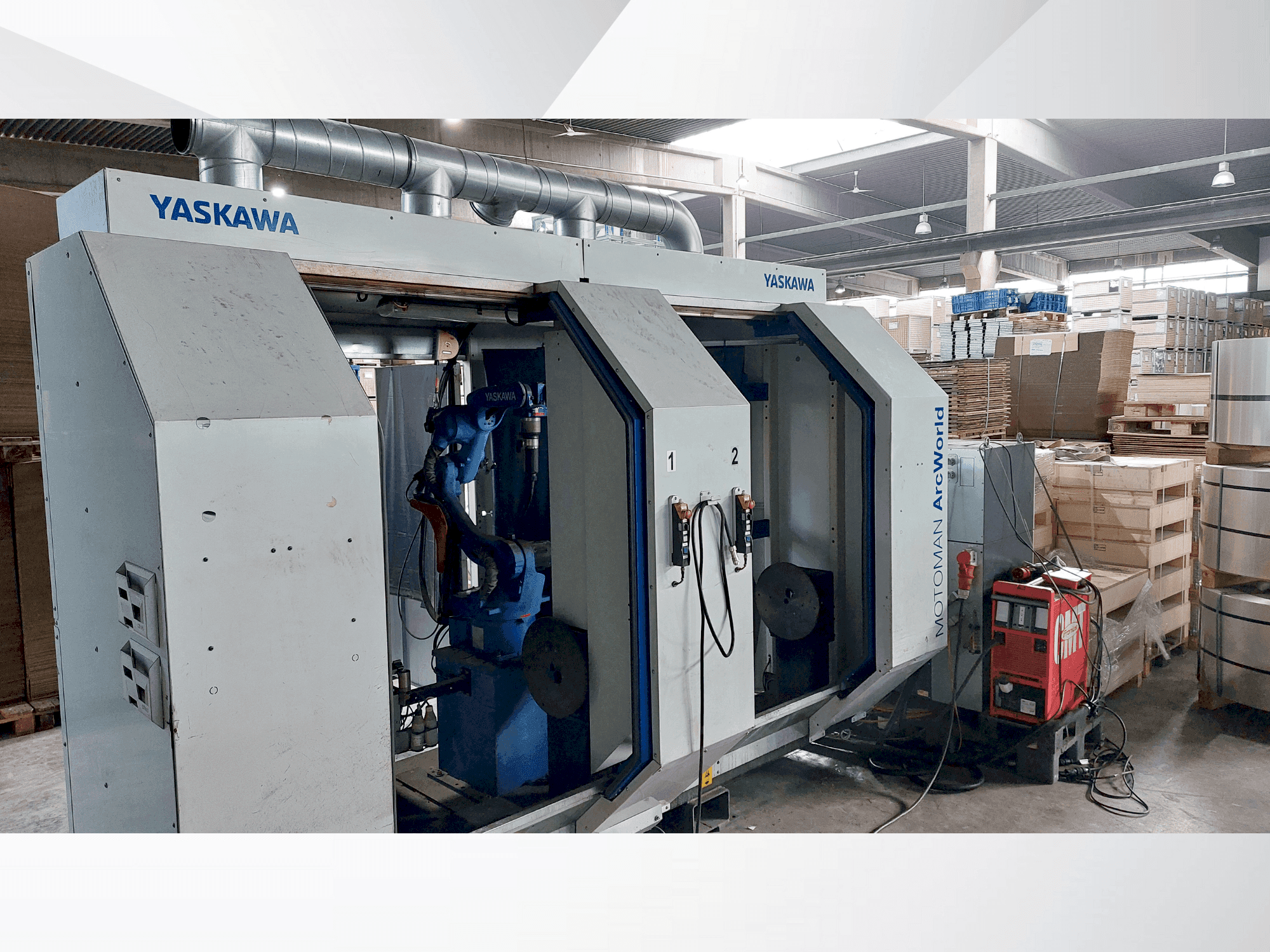 Yaskawa Motoman ArcWorld Mašinos vaizdas iš priekio