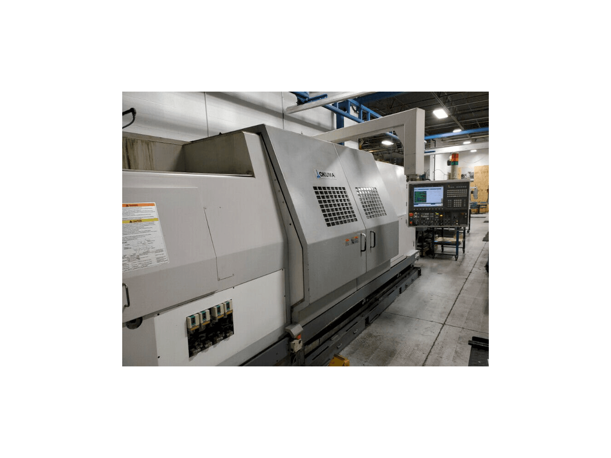 Okuma LB45 II Mašinos vaizdas iš kairės pusės