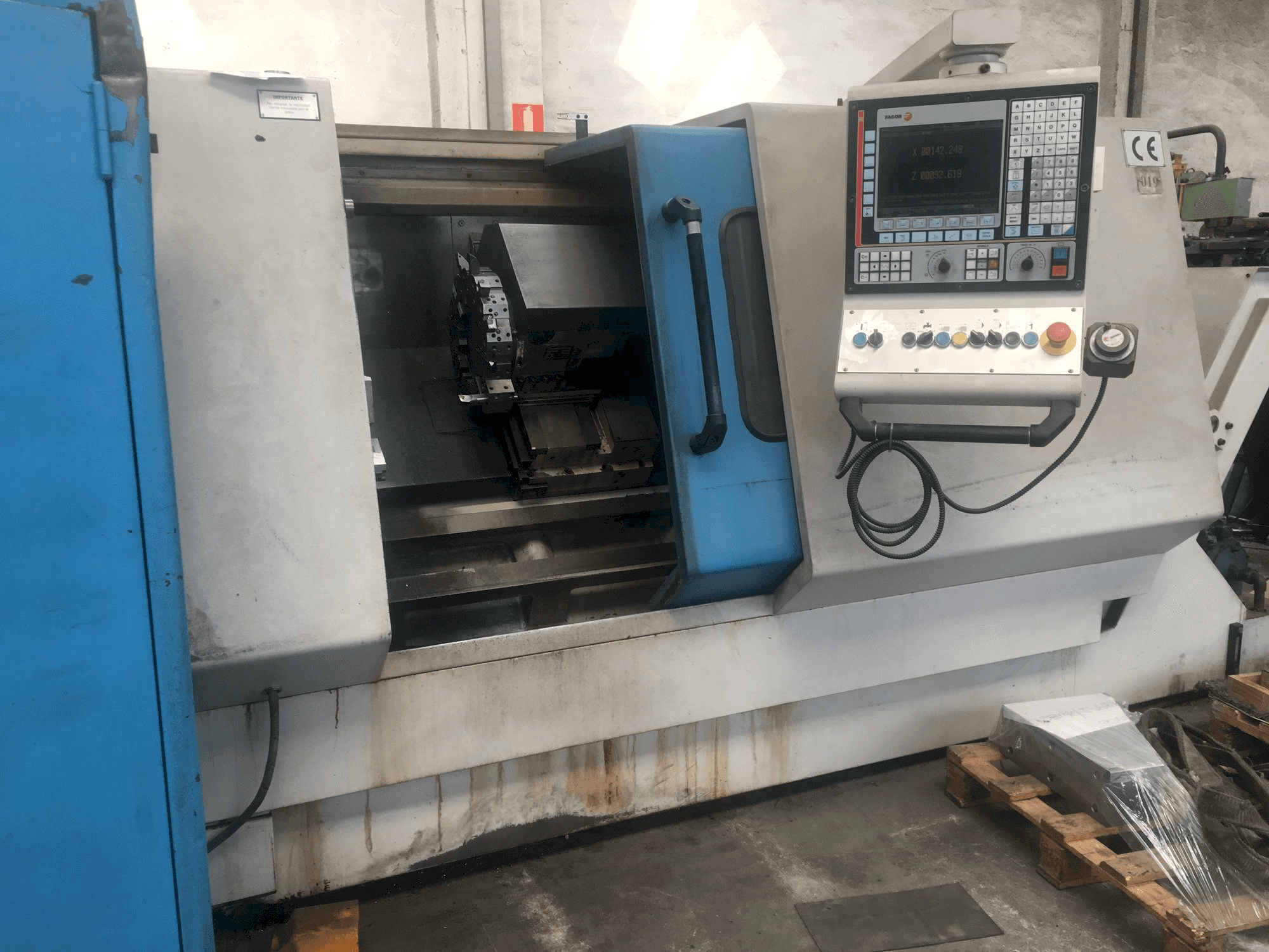 Lealde TCN10-L Mašinos vaizdas iš priekio