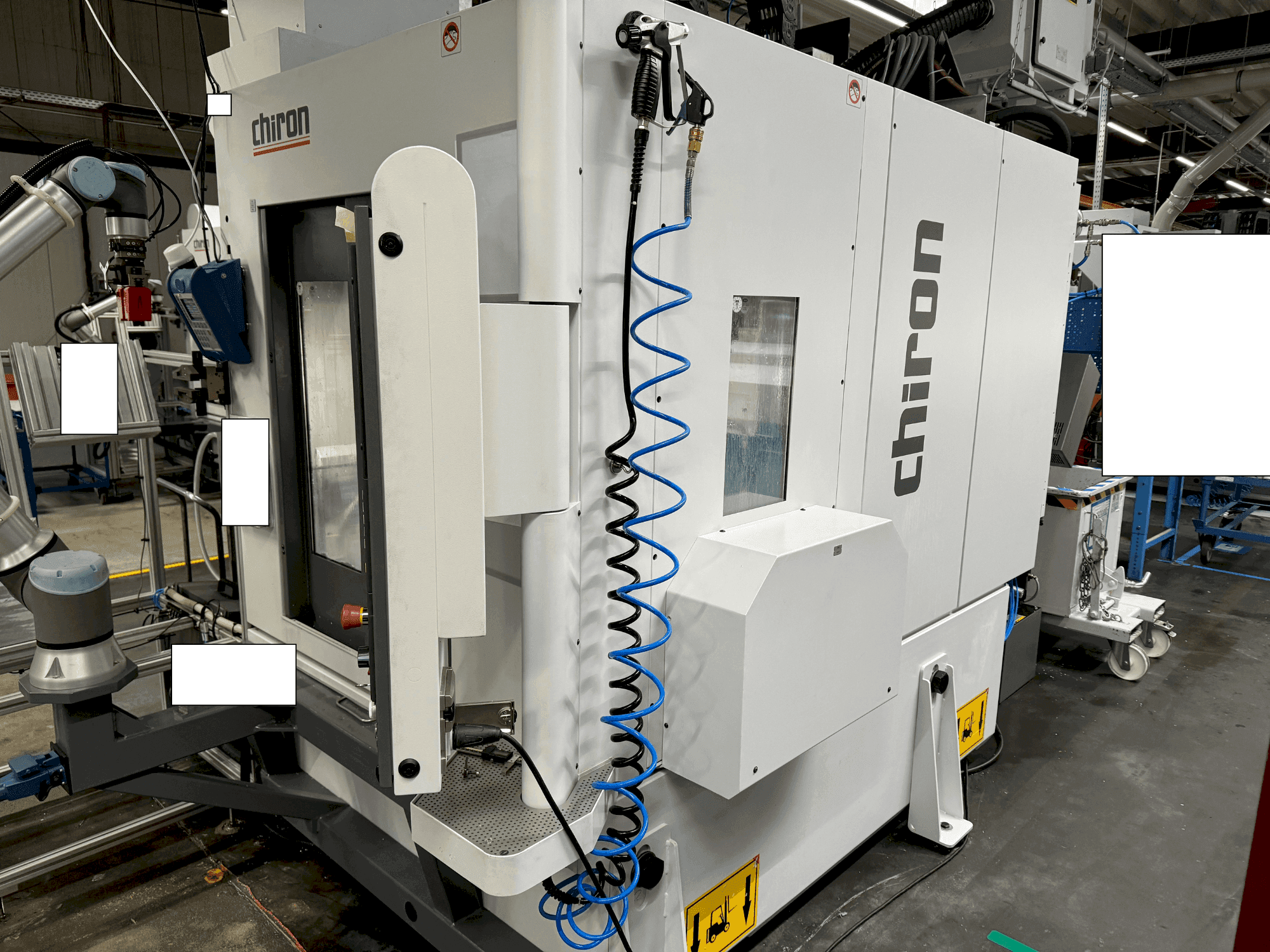 CHIRON FZ12 FX Mašinos vaizdas iš priekio