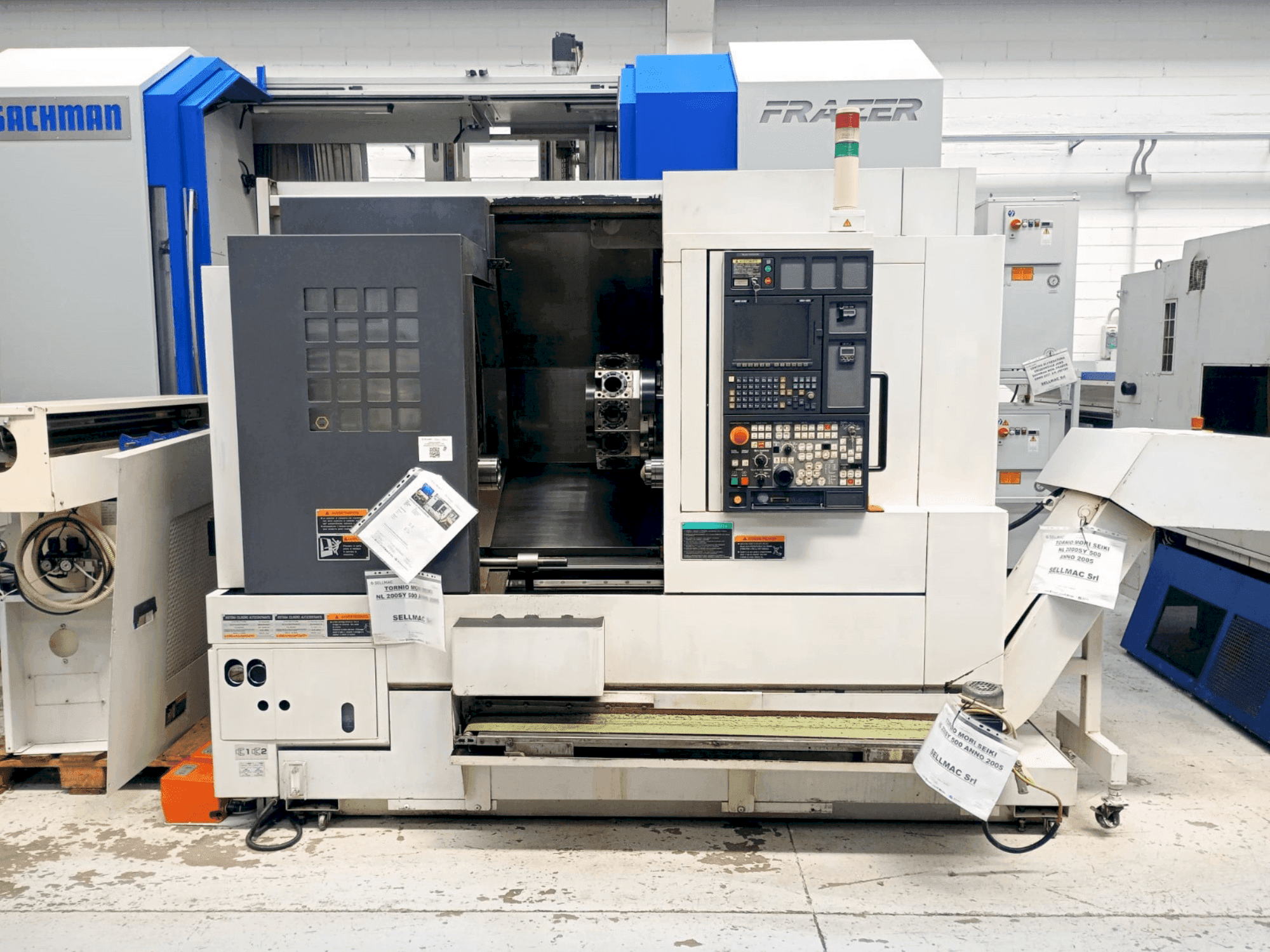 MORI SEIKI NL2000SY/500 Mašinos vaizdas iš priekio