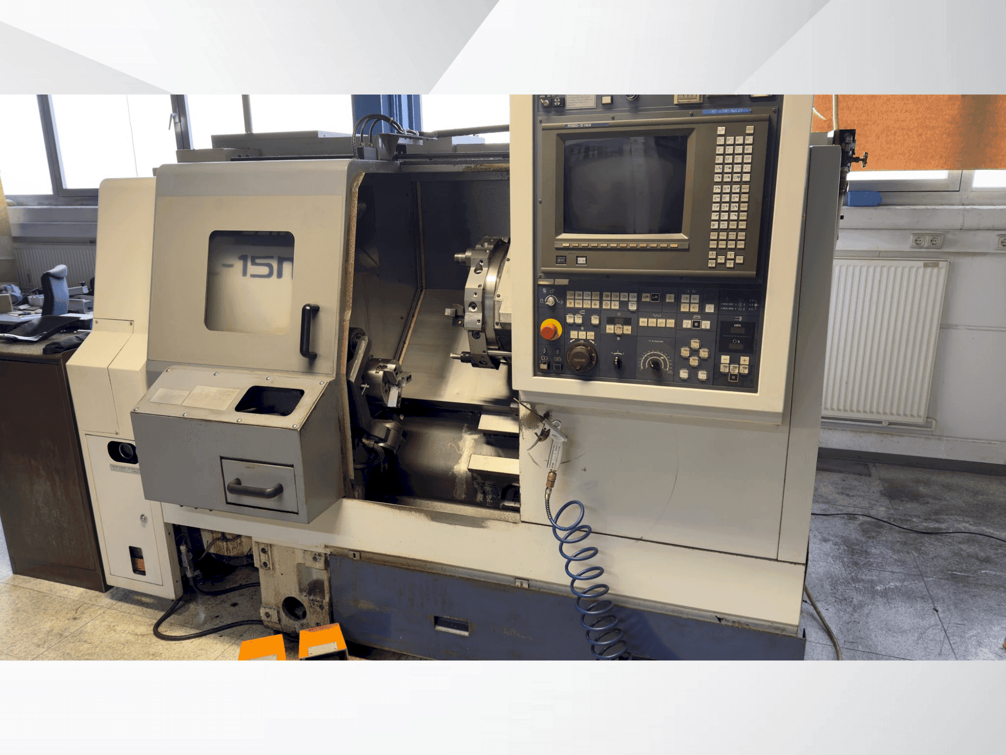 MORI SEIKI SL-15MC Mašinos vaizdas iš priekio
