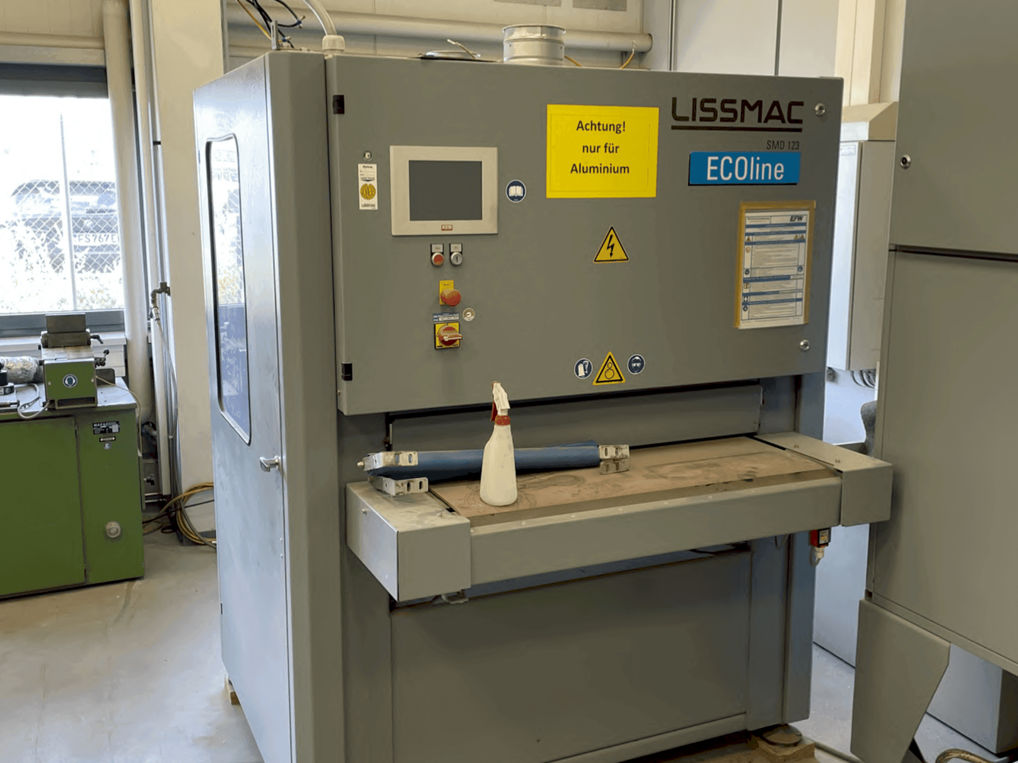 LISSMAC SMD 123 RE Mašinos vaizdas iš priekio